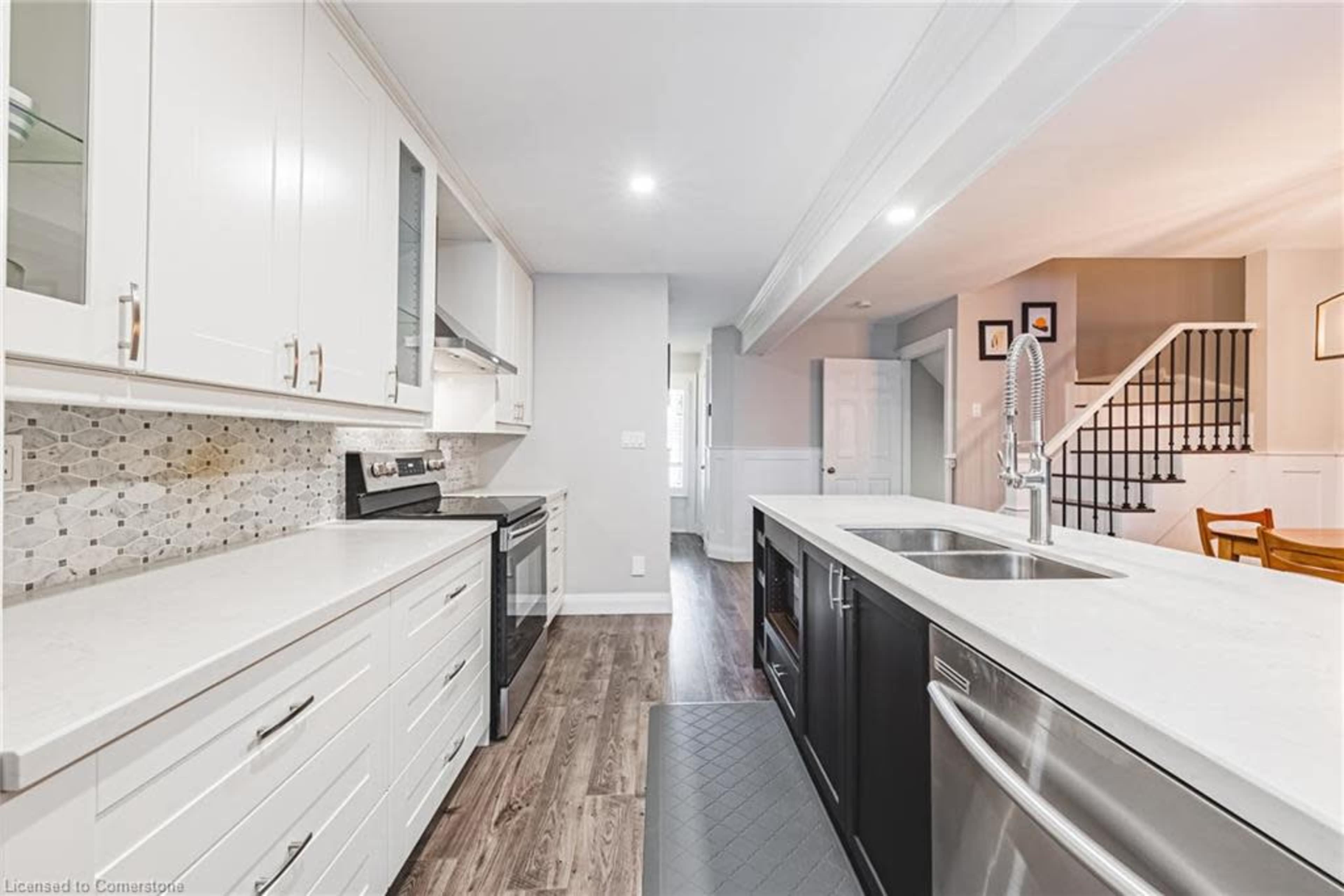 Gorgeous renovated Dundas townhome backing onto magnificent ravine/creek lot Image in Dundas, Dundas, ON