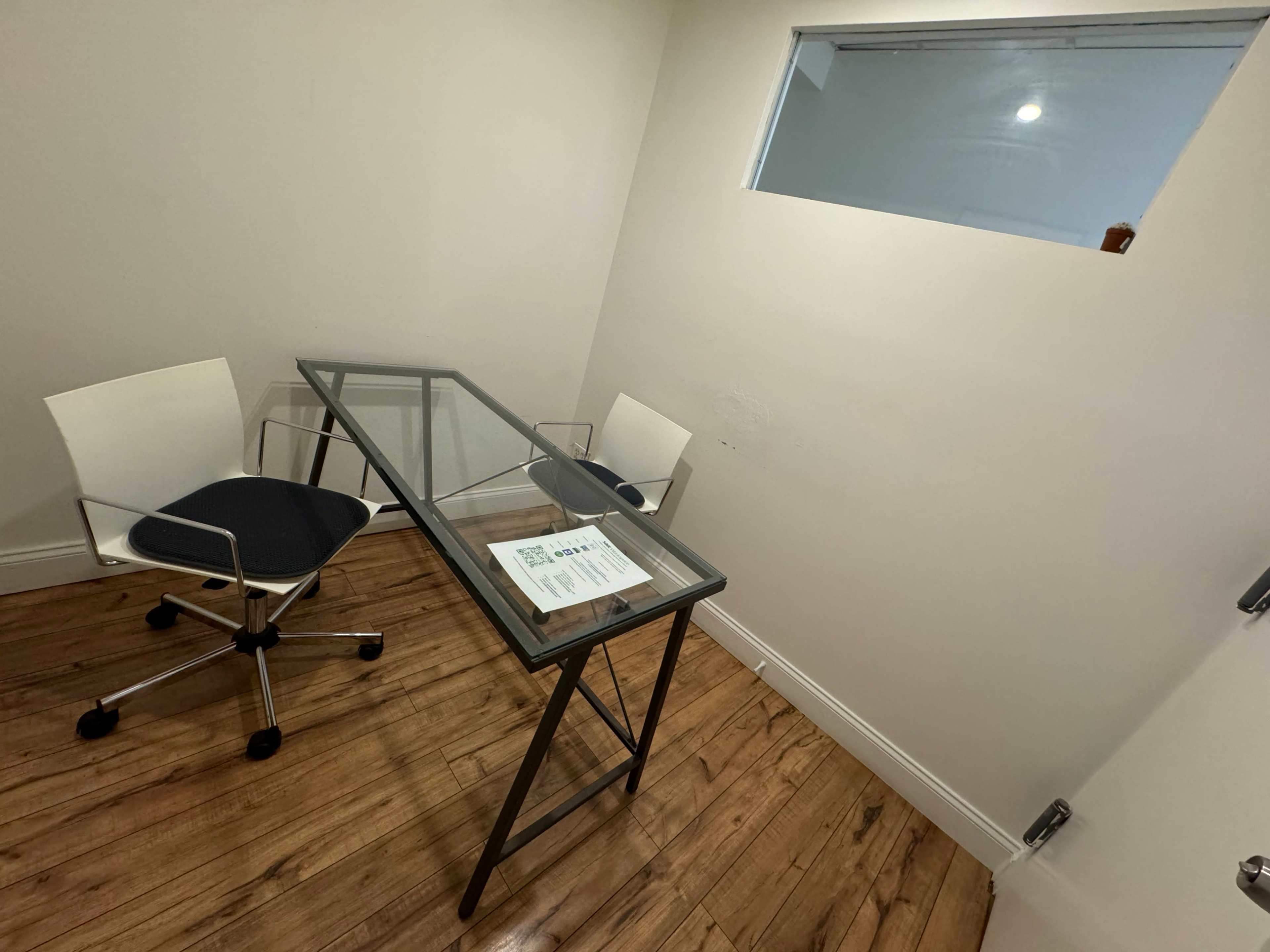 Suite 704E Image in Midtown, New York, NY
