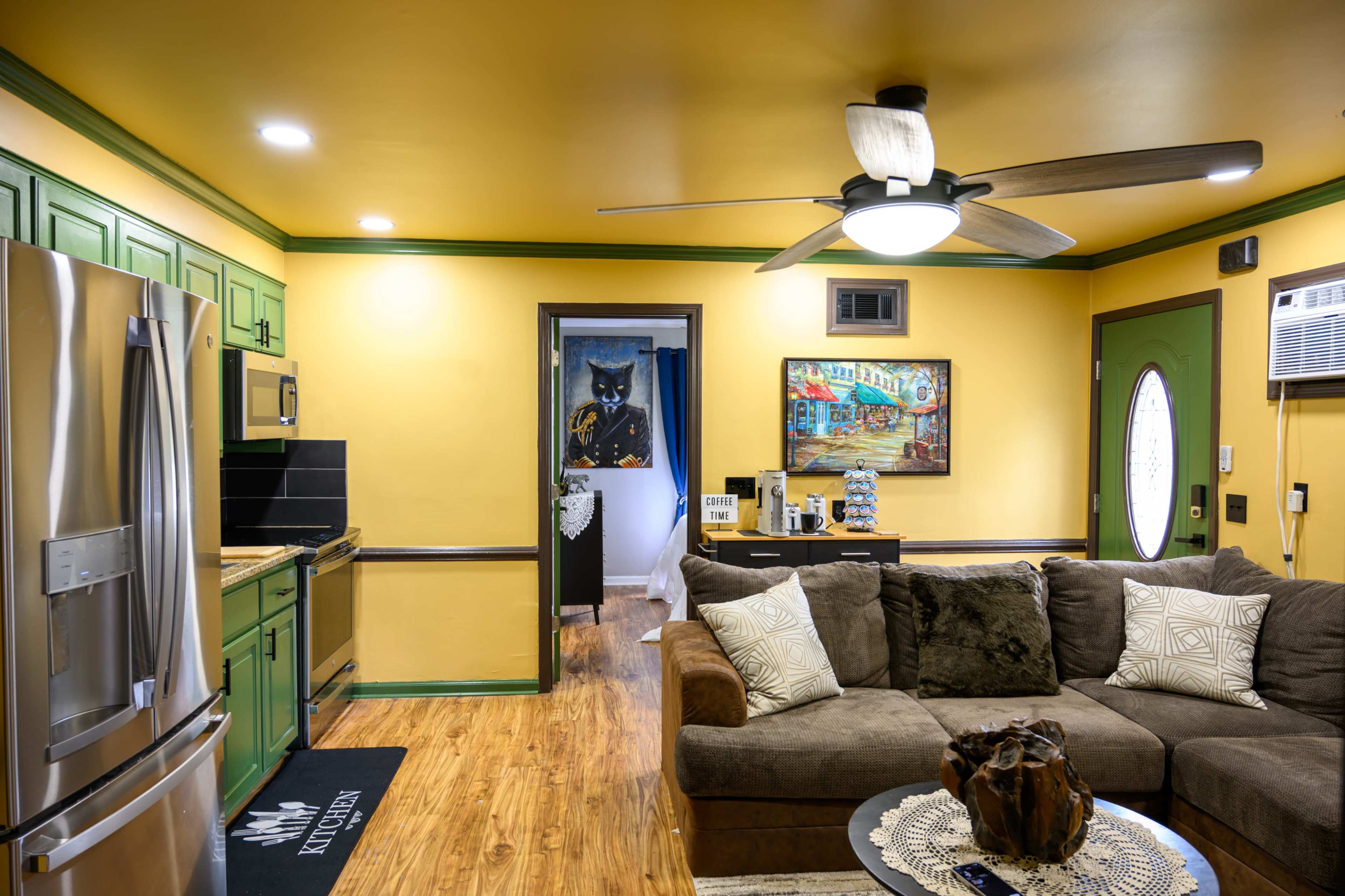 The Emerald Den – Bold & Cozy | Content-Ready Creative Space in West Columbia Image in , West Columbia, SC
