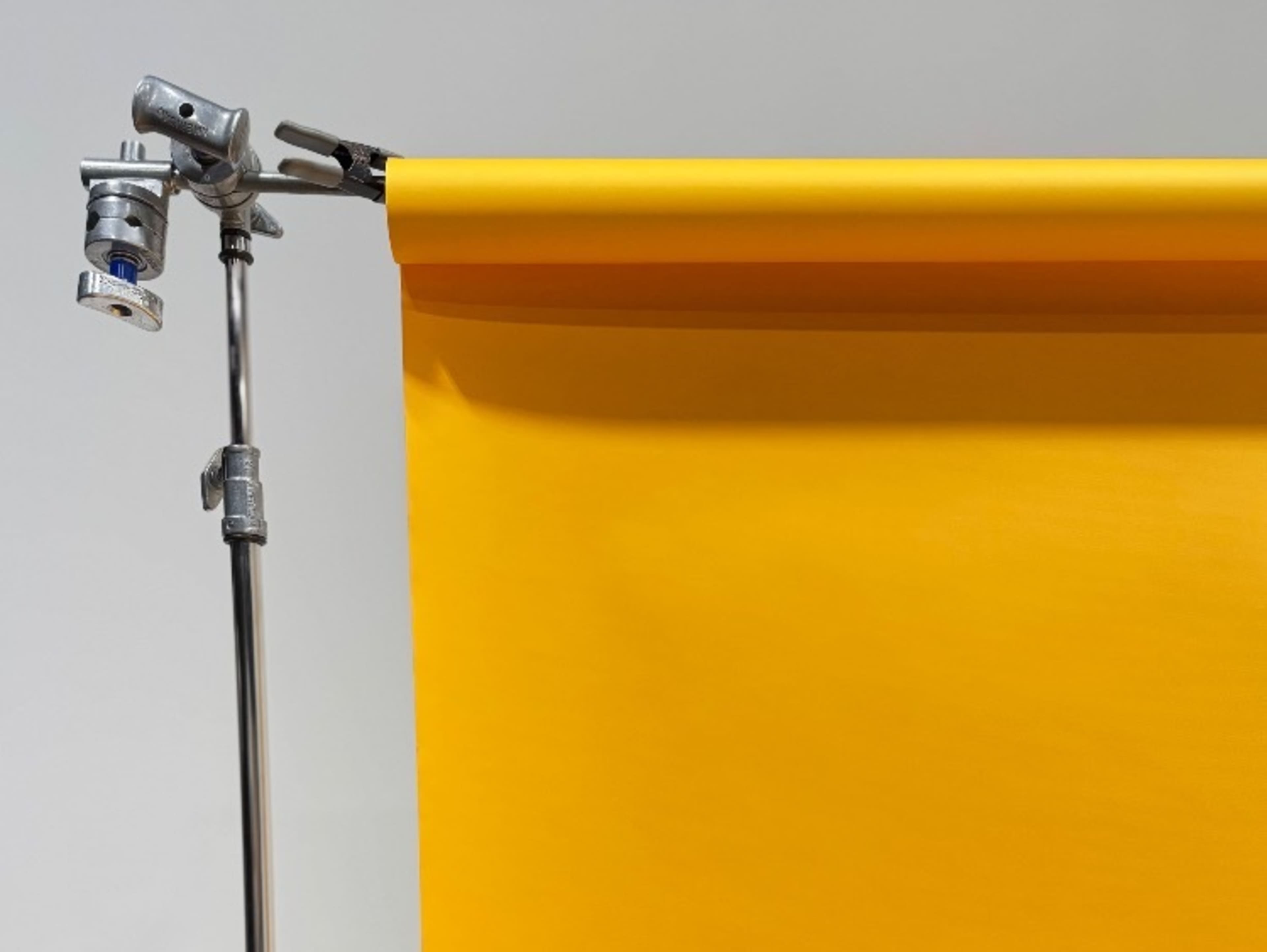  Seamless Paper Backdrops (select colors)