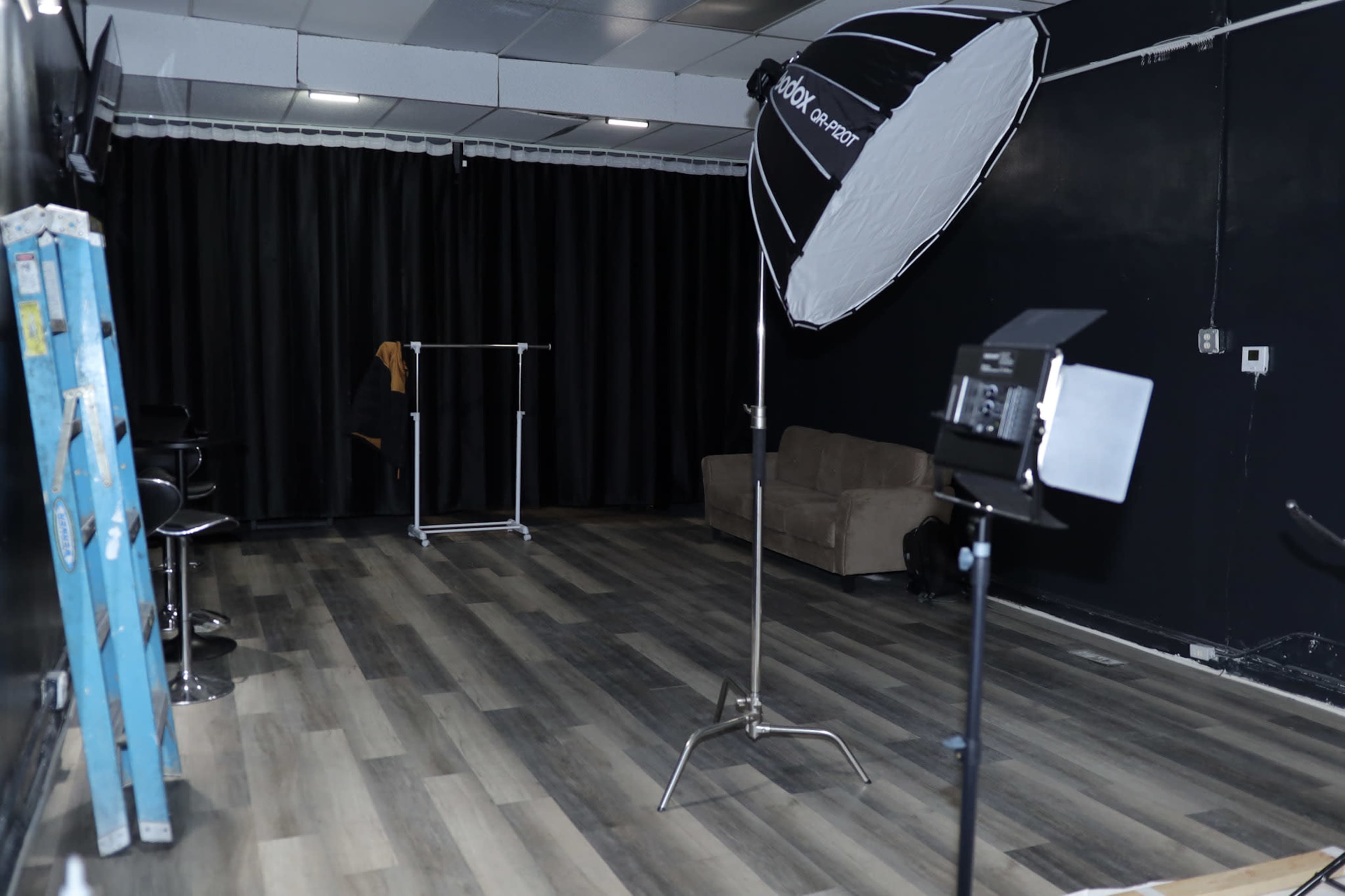 Modern Photo/Video Studio Image in South Side, Chicago, IL