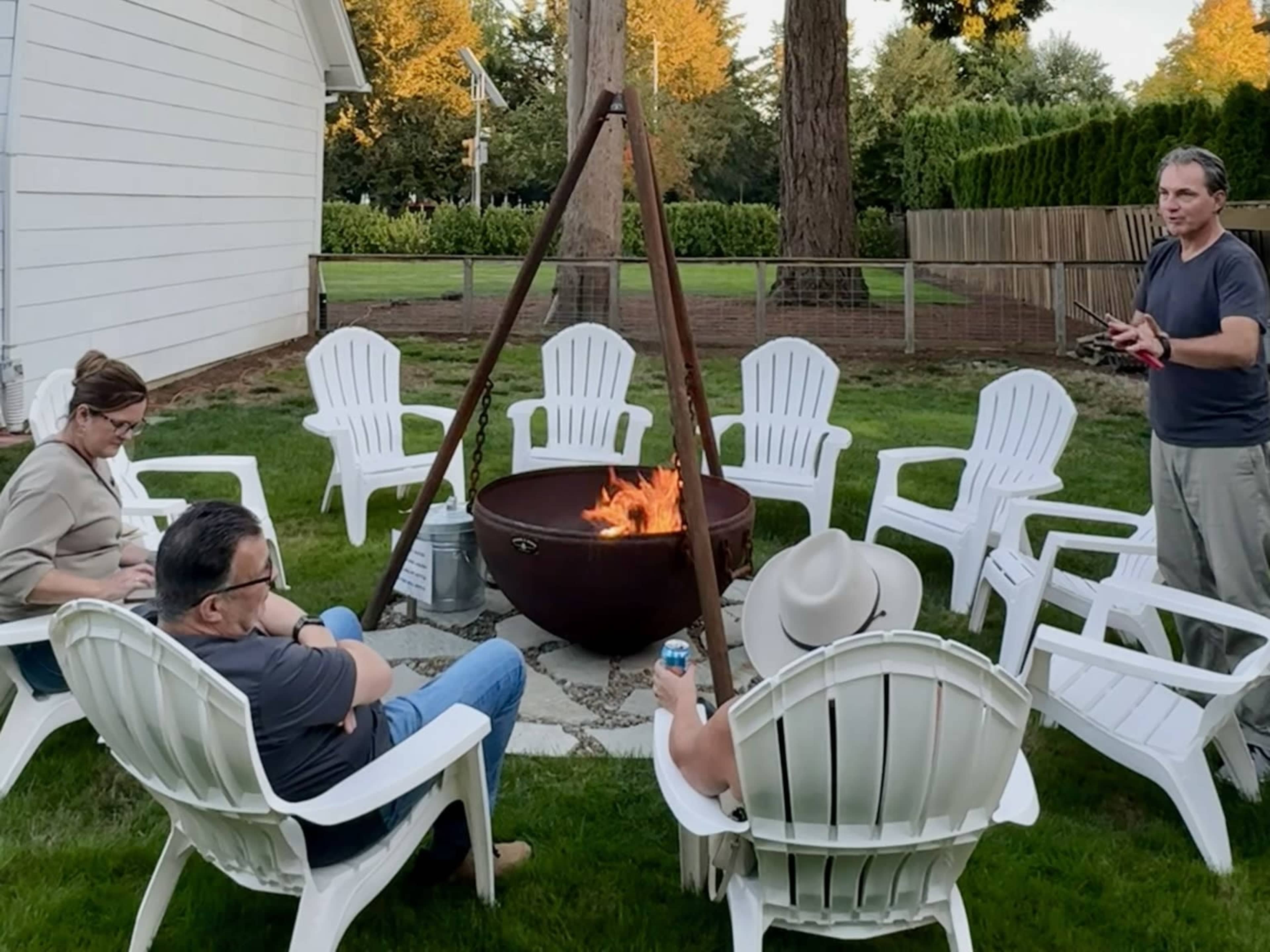 1910 Restored Vintage Farmhouse & Charming Detached Studio with Large Lawn Areas on Half Acre: An ideal place to gather for business or for leisure. Image in Wilsonville, Wilsonville, OR