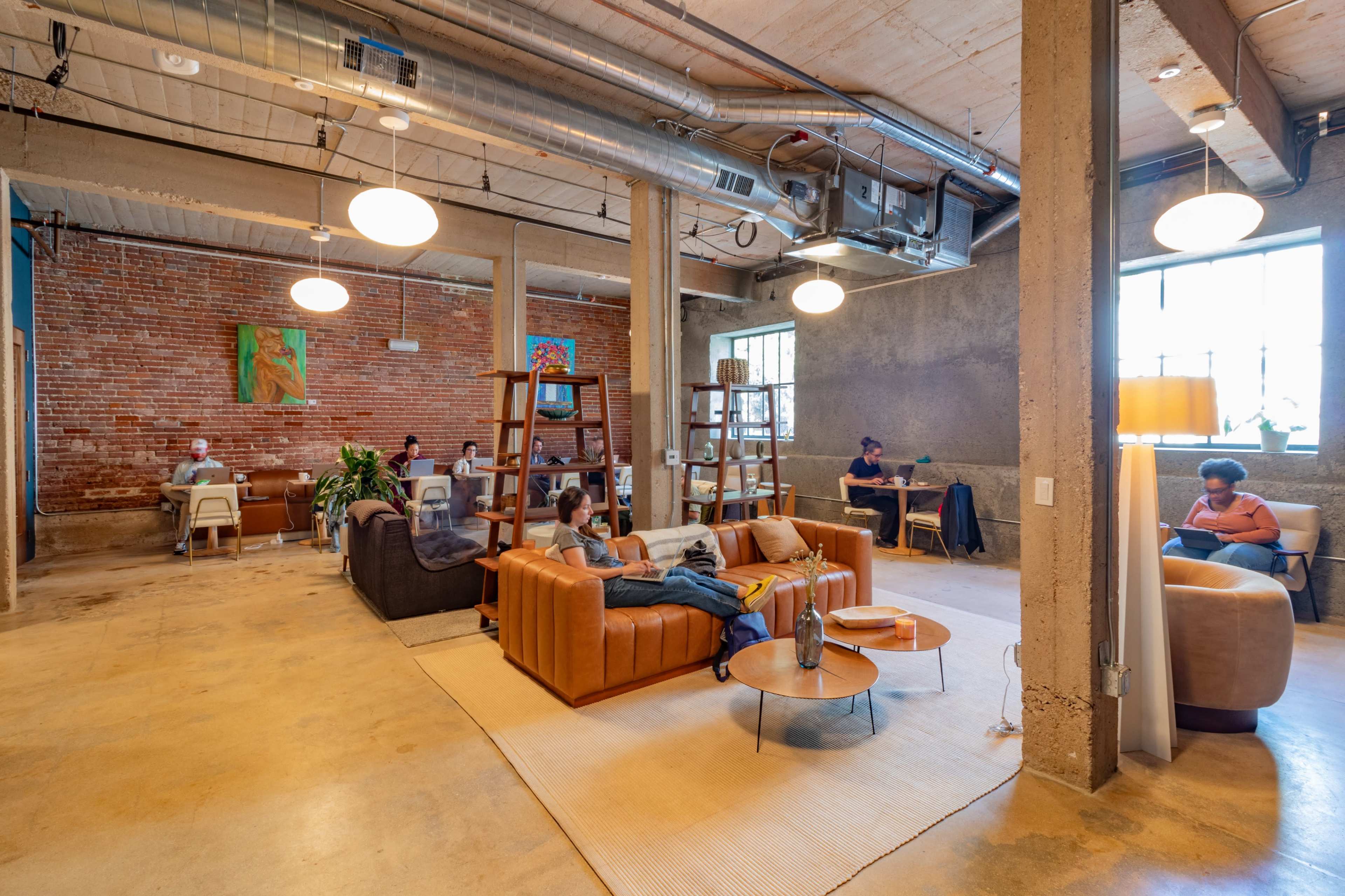 Spacious Library  in Prime Location Image in Echo Park, Los Angeles, CA