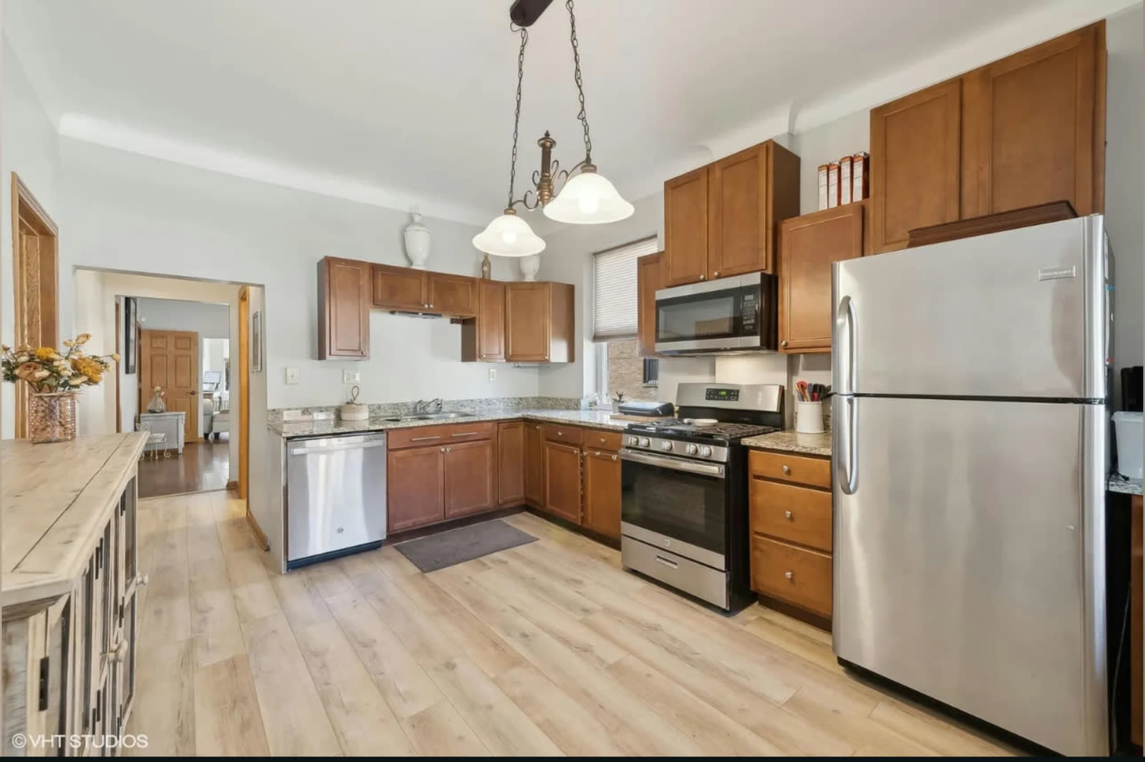 Versatile 3BR Retreat near United Center Image in Garfield Park, Chicago, IL