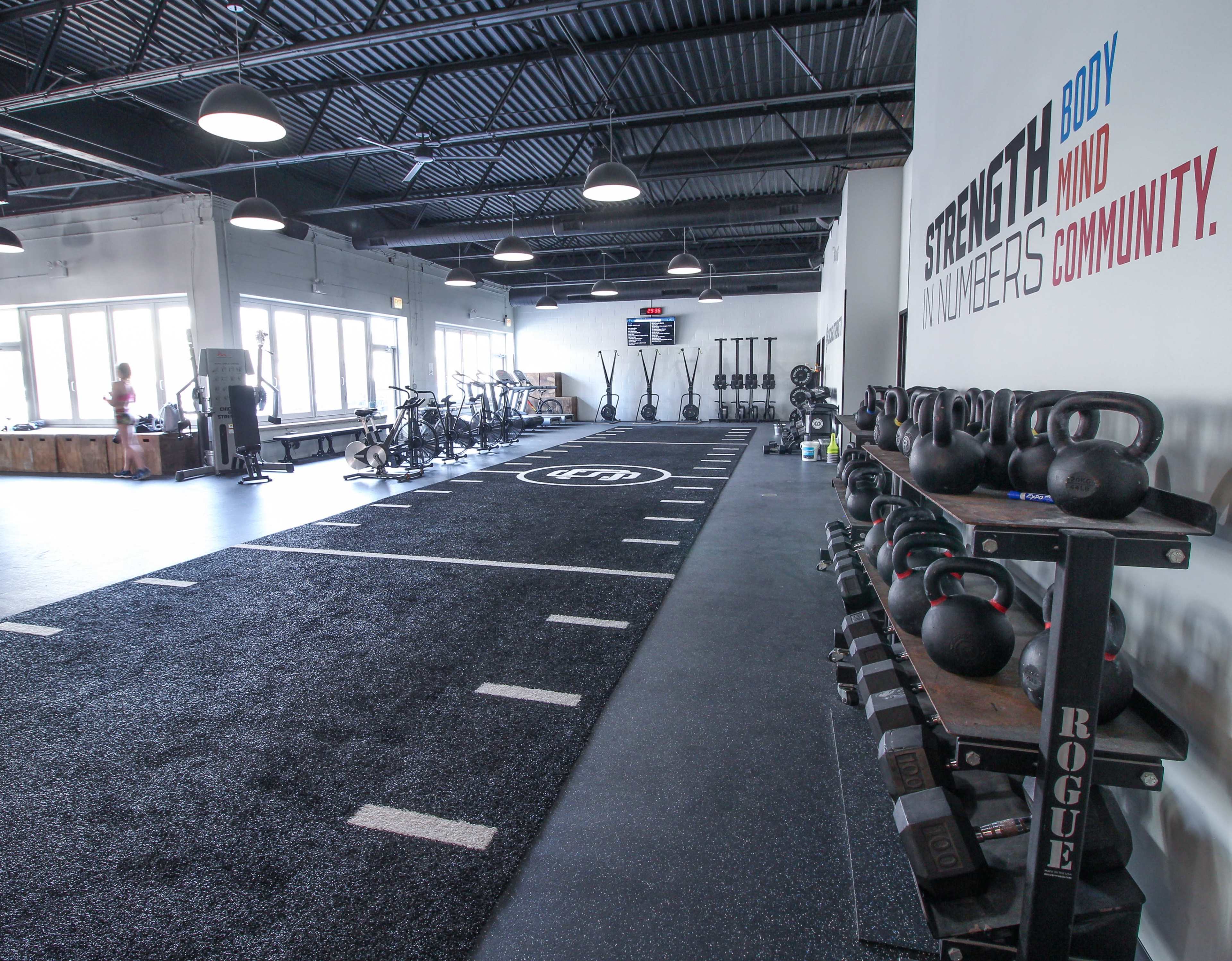 Expansive High End River North Boutique Fitness Studio Image in Near North Side, Chicago, IL