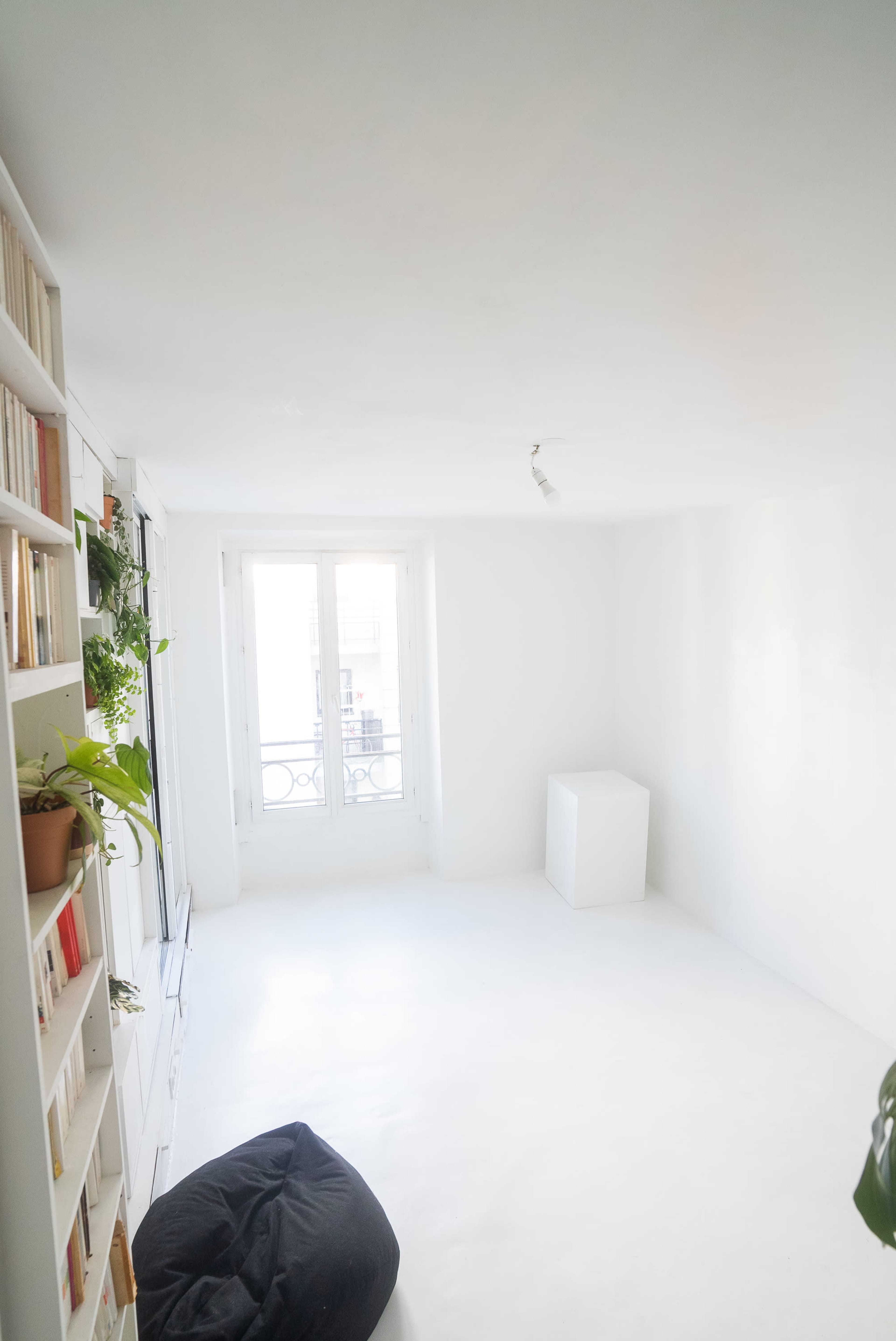 Studio Photo Centre de Paris Image in Folie-Méricourt, Paris, 
