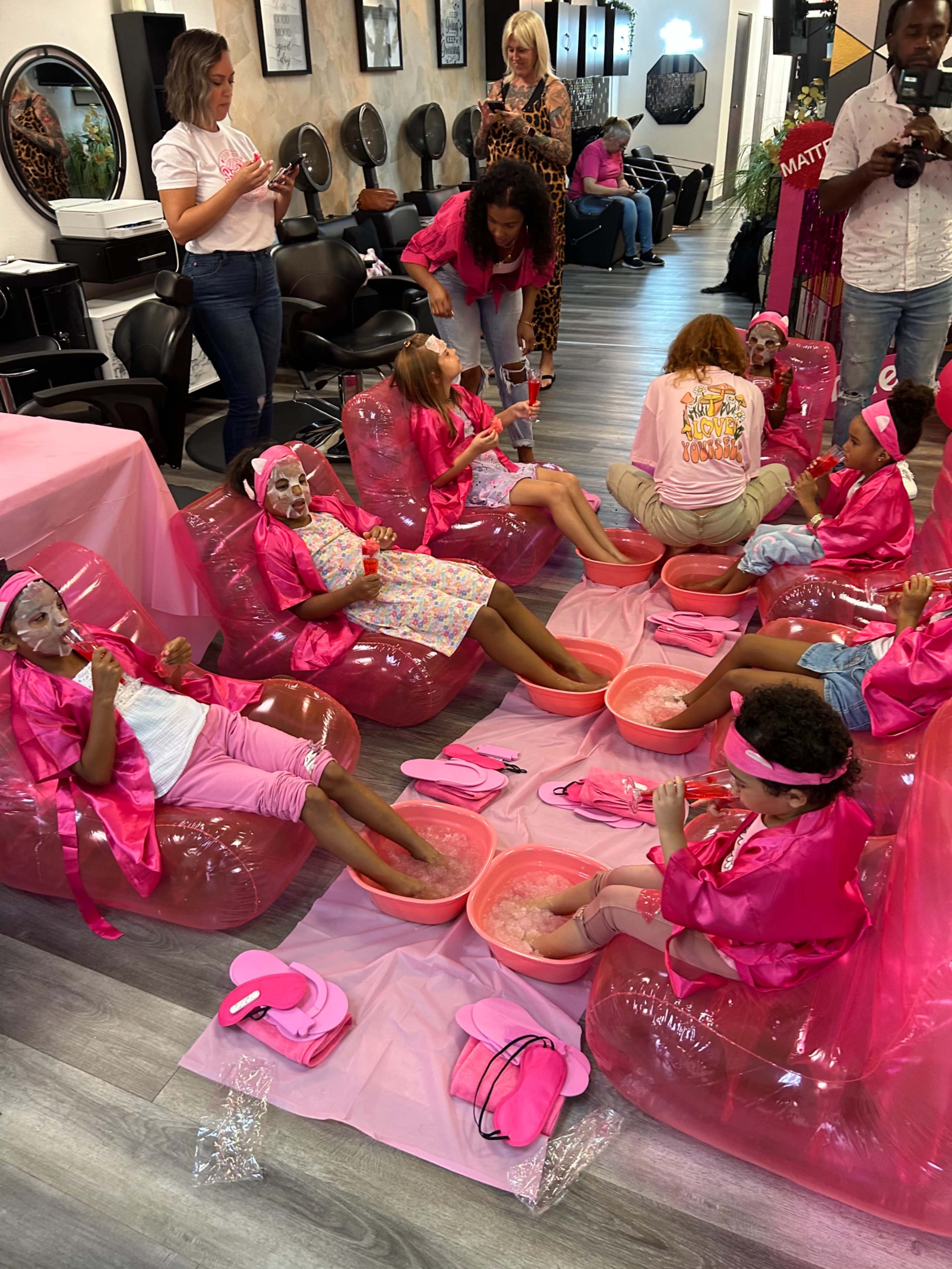 Beauty Salon Image in Altamonte Springs, Altamonte Springs, FL