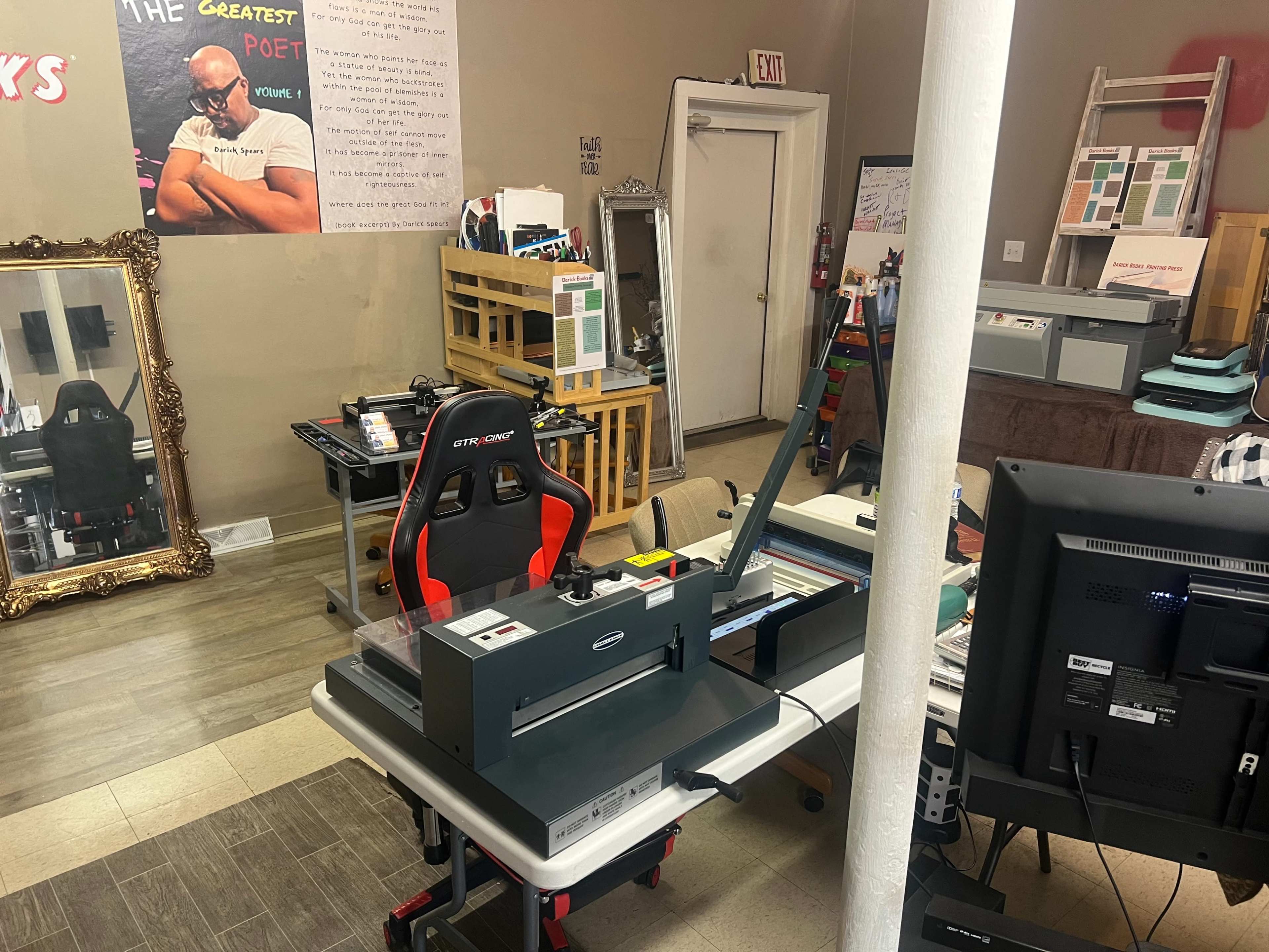 Darick Books Image in Cooper Park, Milwaukee, WI