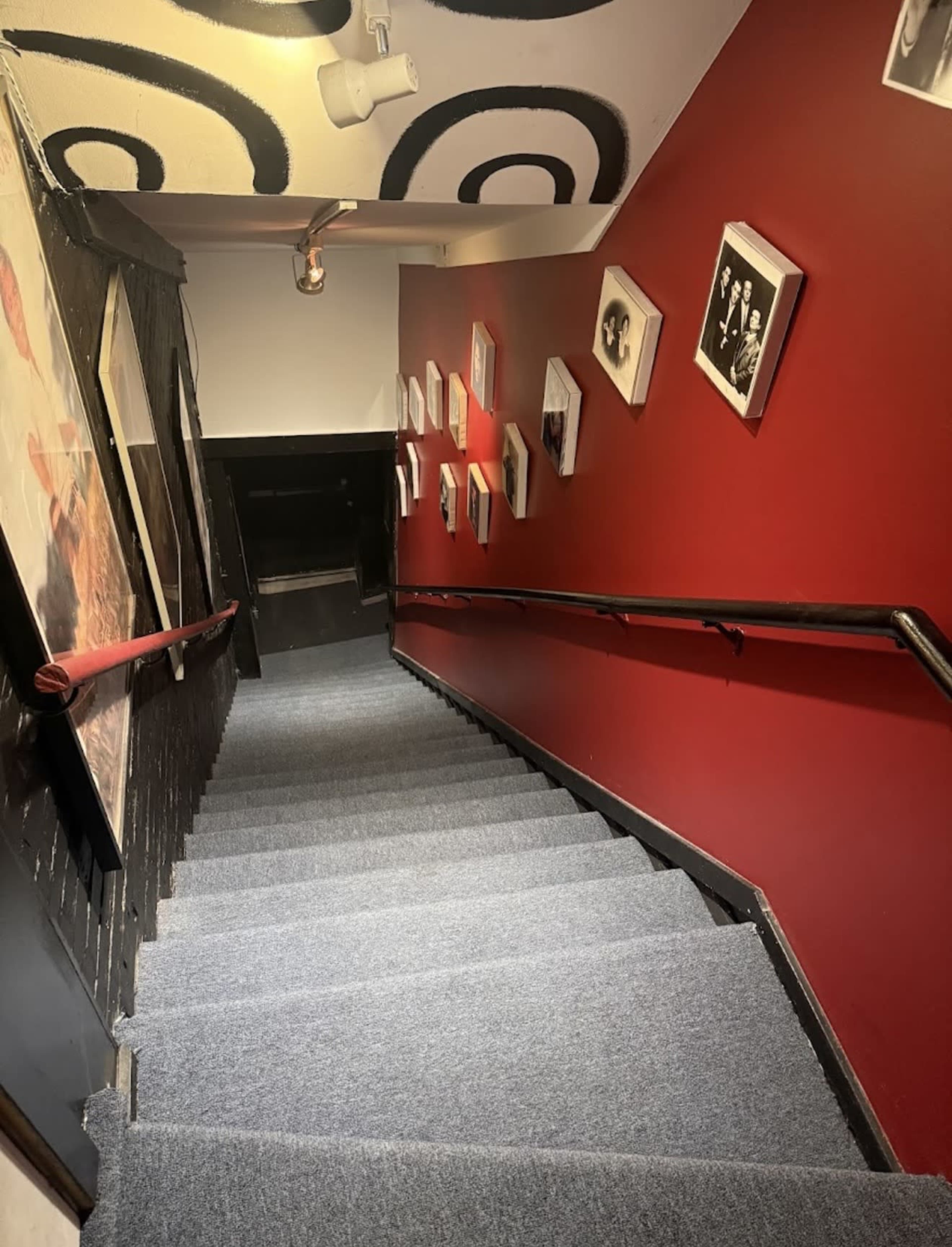 Versatile 1,700 sq ft Industrial Theater Studio. Image in Bucktown, Chicago, IL