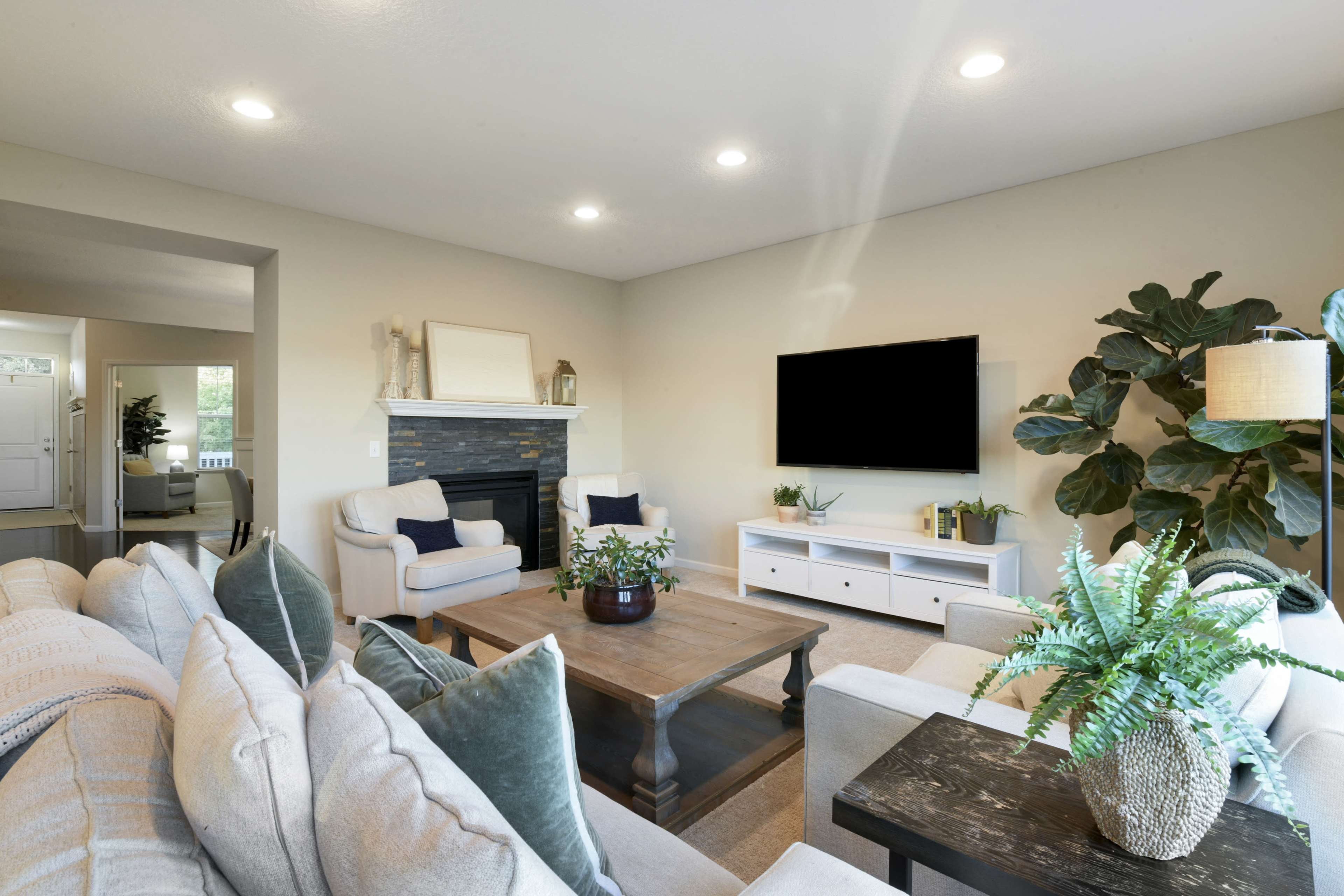 Bright & Spacious Home Overlooking Nature Preserve – Perfect for Small Gatherings Image in Victoria, Victoria, MN