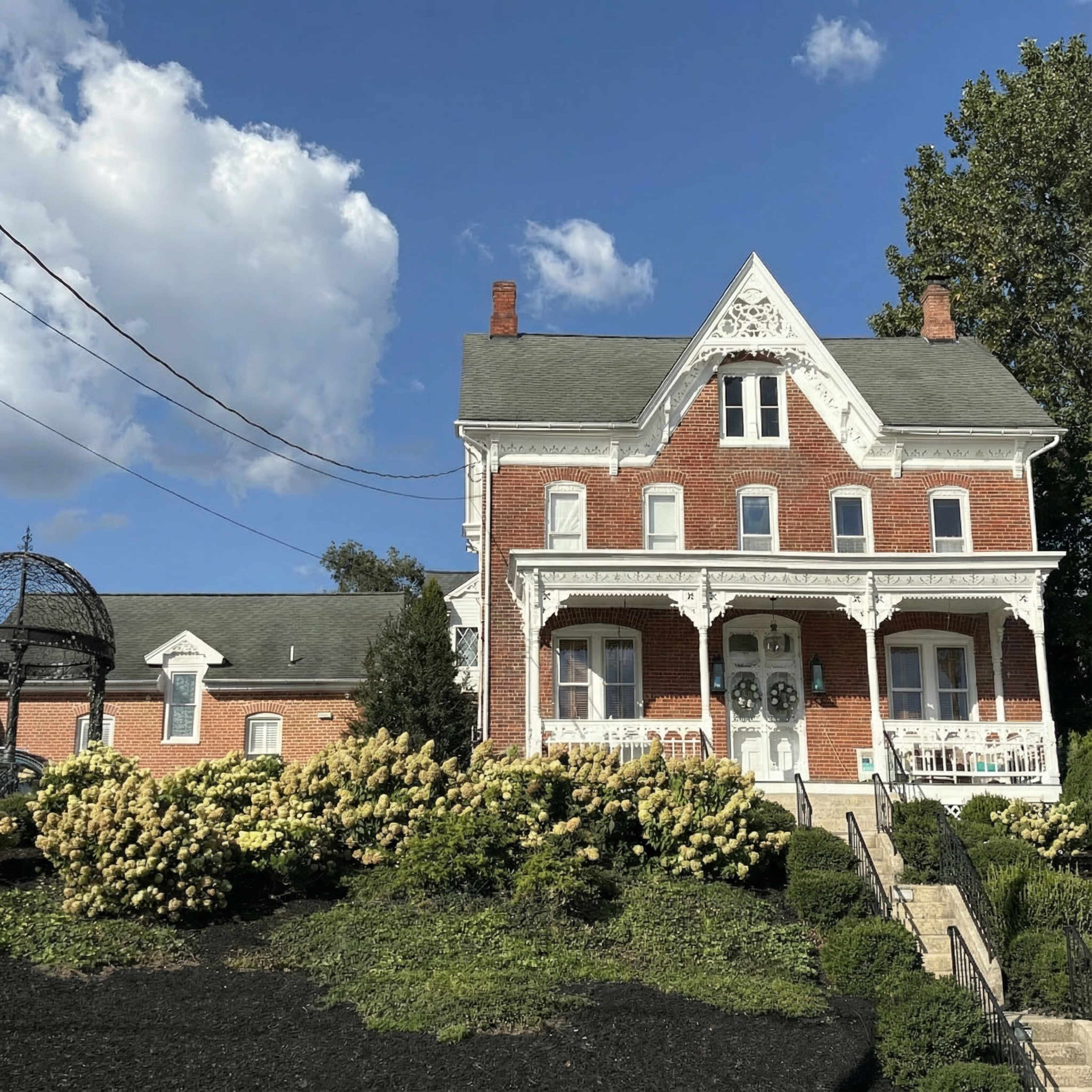 The Victorian View– Relax, watch the horses & Enjoy the Countryside with pool! Image in Oley Township, Oley, PA