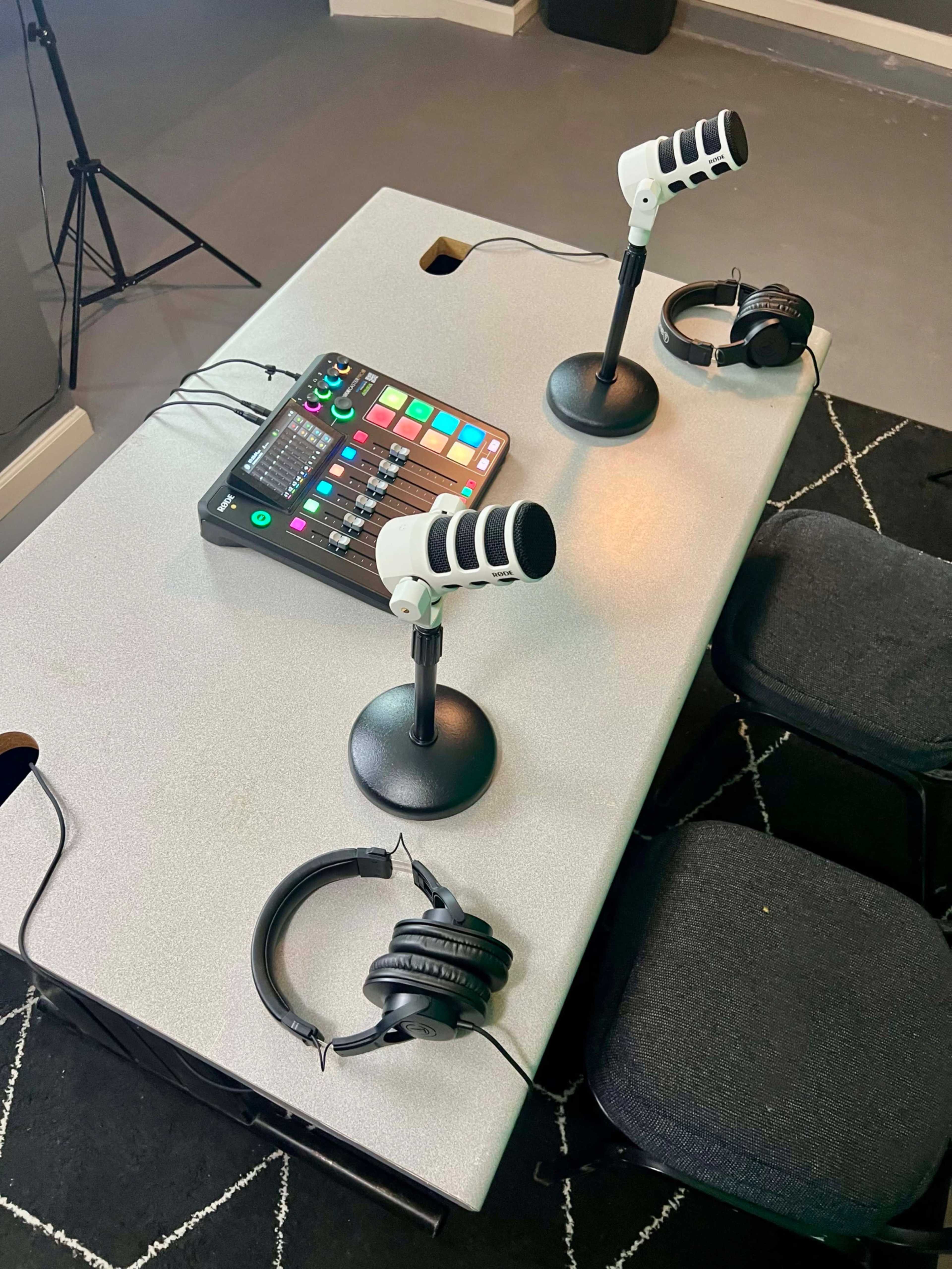 Photography, Filmmaking and Podcast Station Studio with Green Screen Room for your Creative work in Central El Paso! Image in Hidden Valley, El Paso, TX