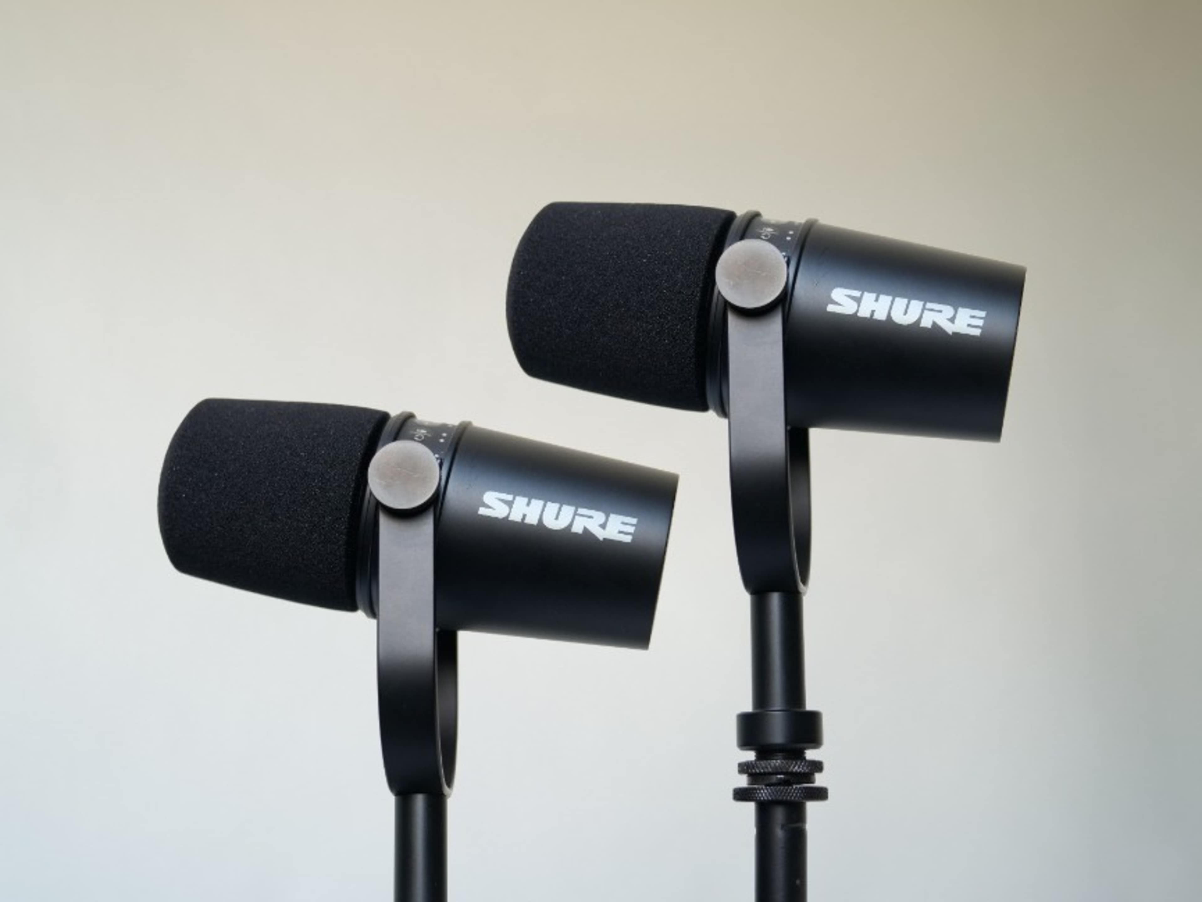 SHURE MV7 PodCast Microphone 
