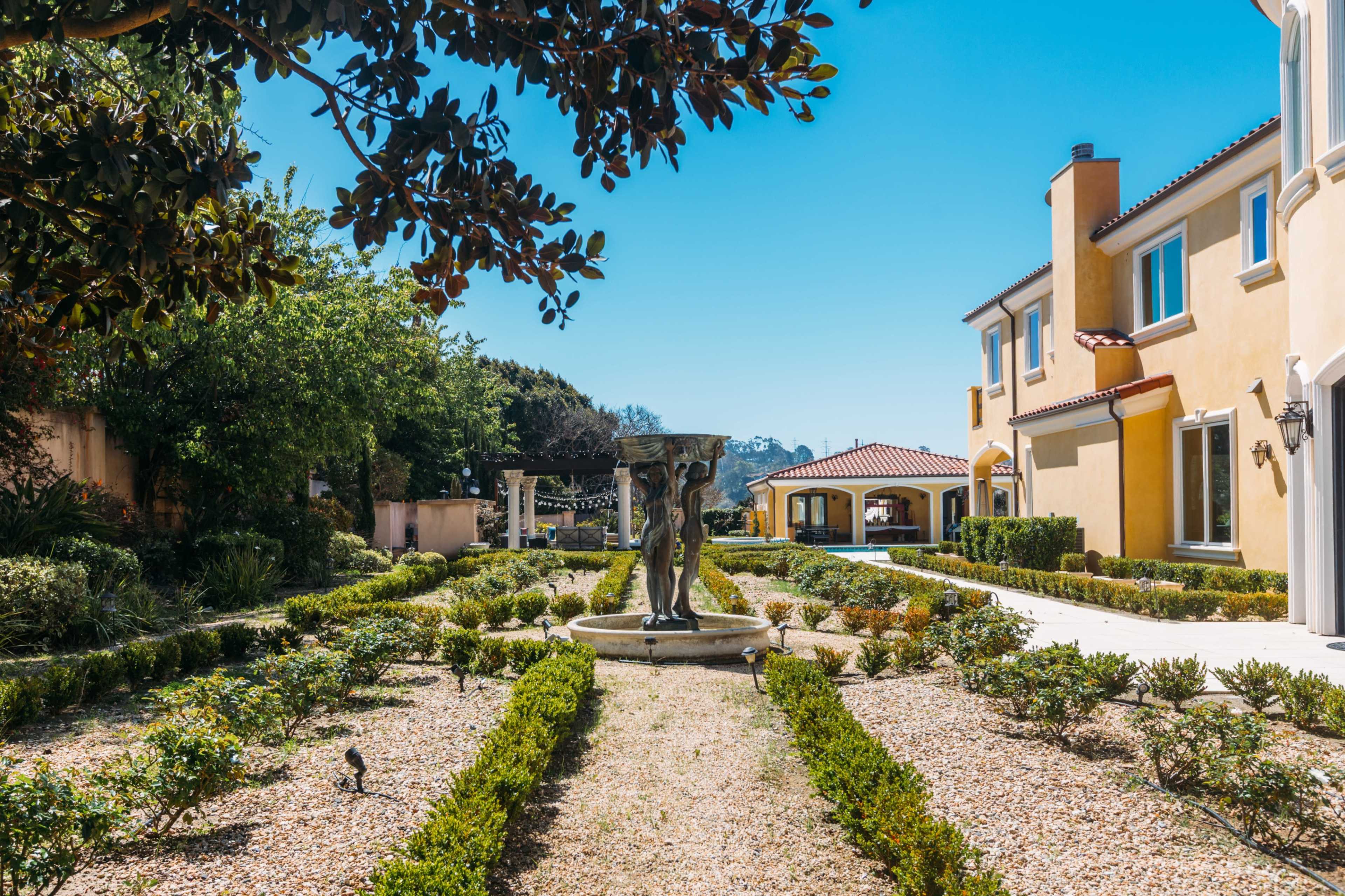 Versalle Glamorous Moroccan-Inspired Gold Chateau in San Diego Image in , Rancho Santa Fe, CA
