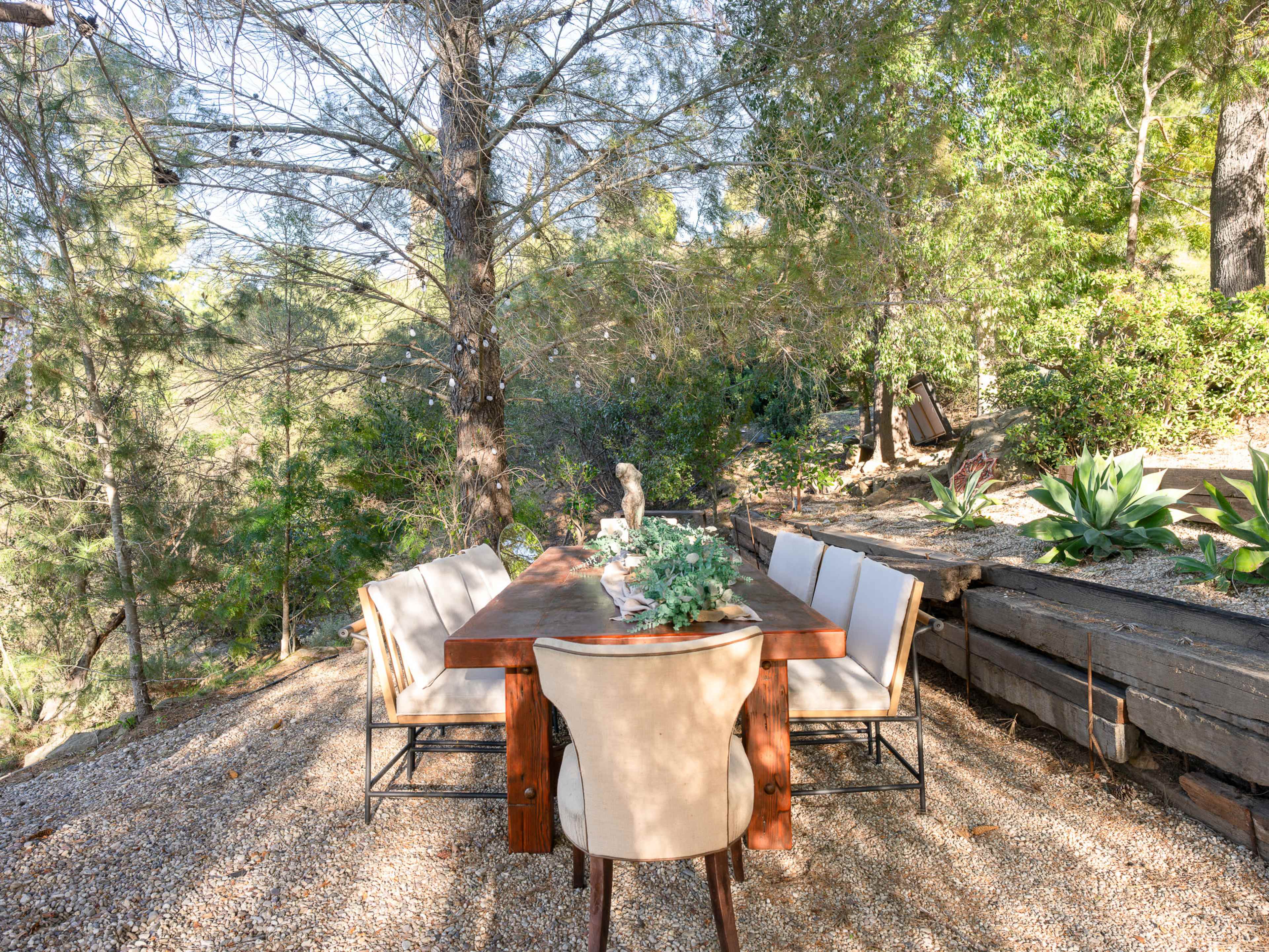 Modern Mountain Retreat Image in Sylvia Park, Topanga, CA