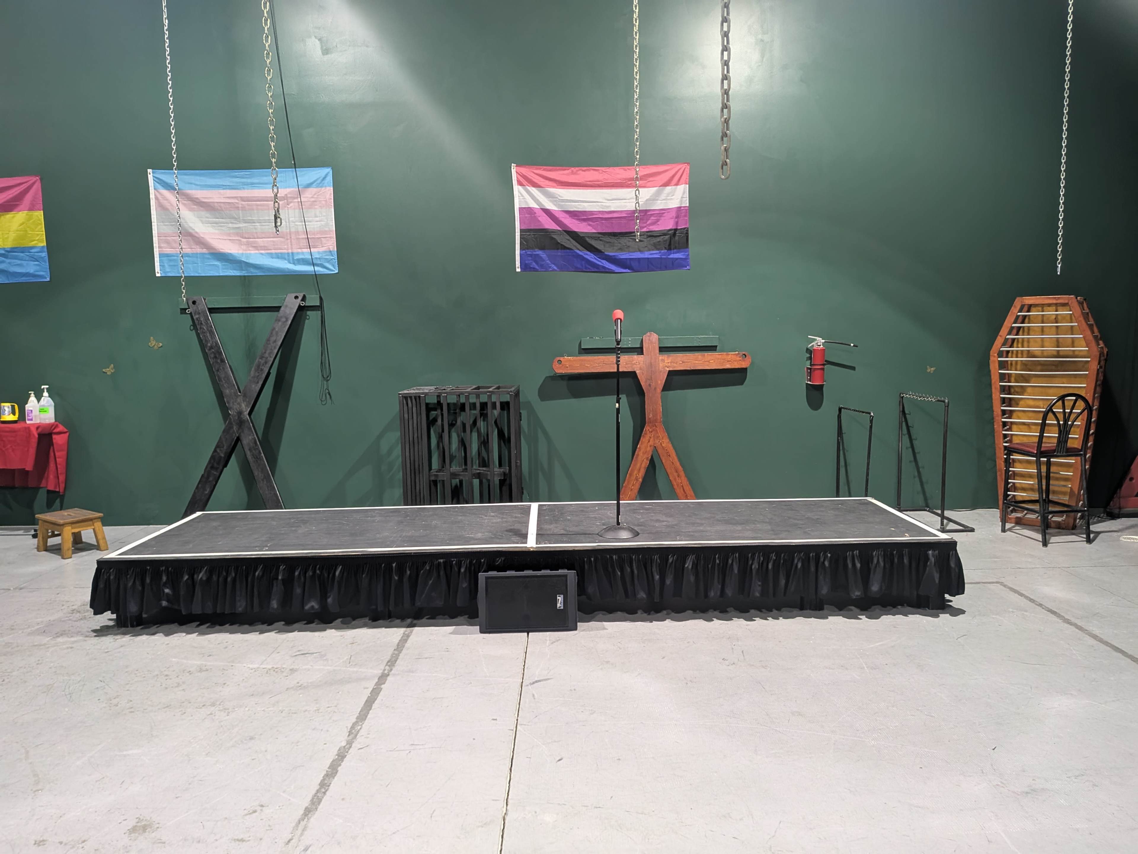 Wide Open Indoor Area for Shooting that is also a dungeon!! Image in Pine Castle, ORLANDO, FL