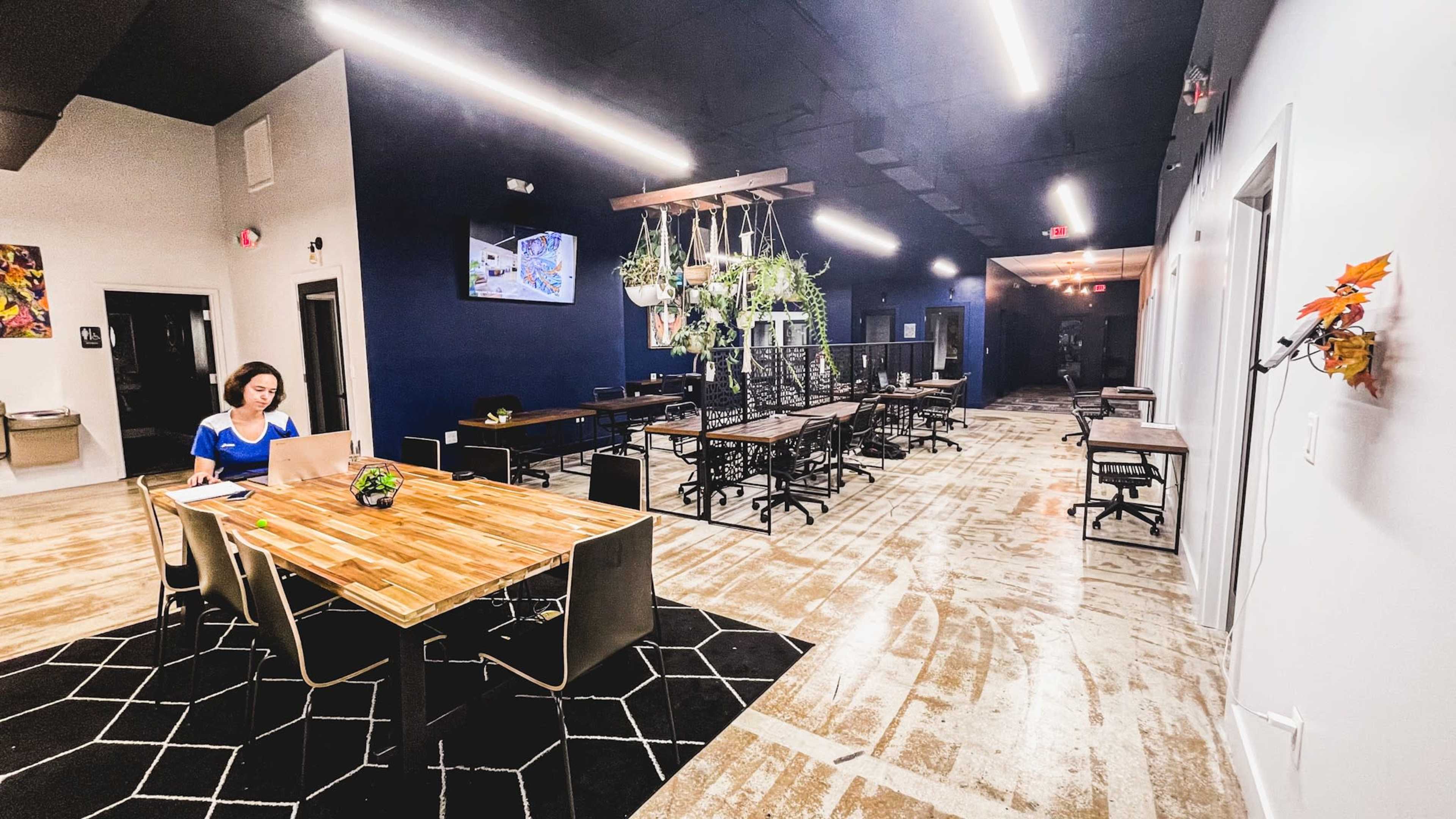 Downtown Modern Industrial Space- Walk To It All! Image in Historic Downtown Ocala, Ocala, FL