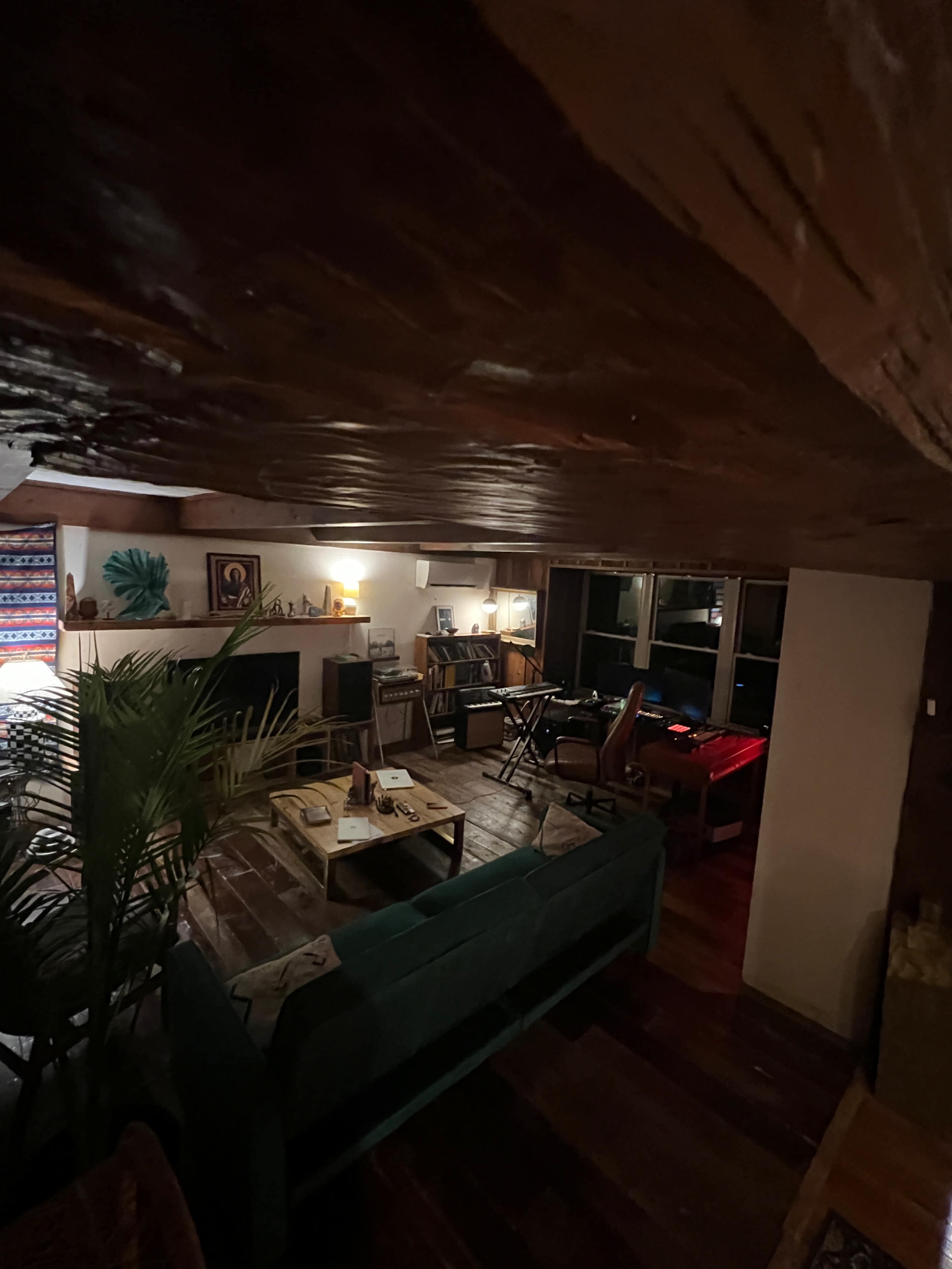 Nashville Log Cabin on 10 Acres Image in Joelton, Goodlettesville, TN