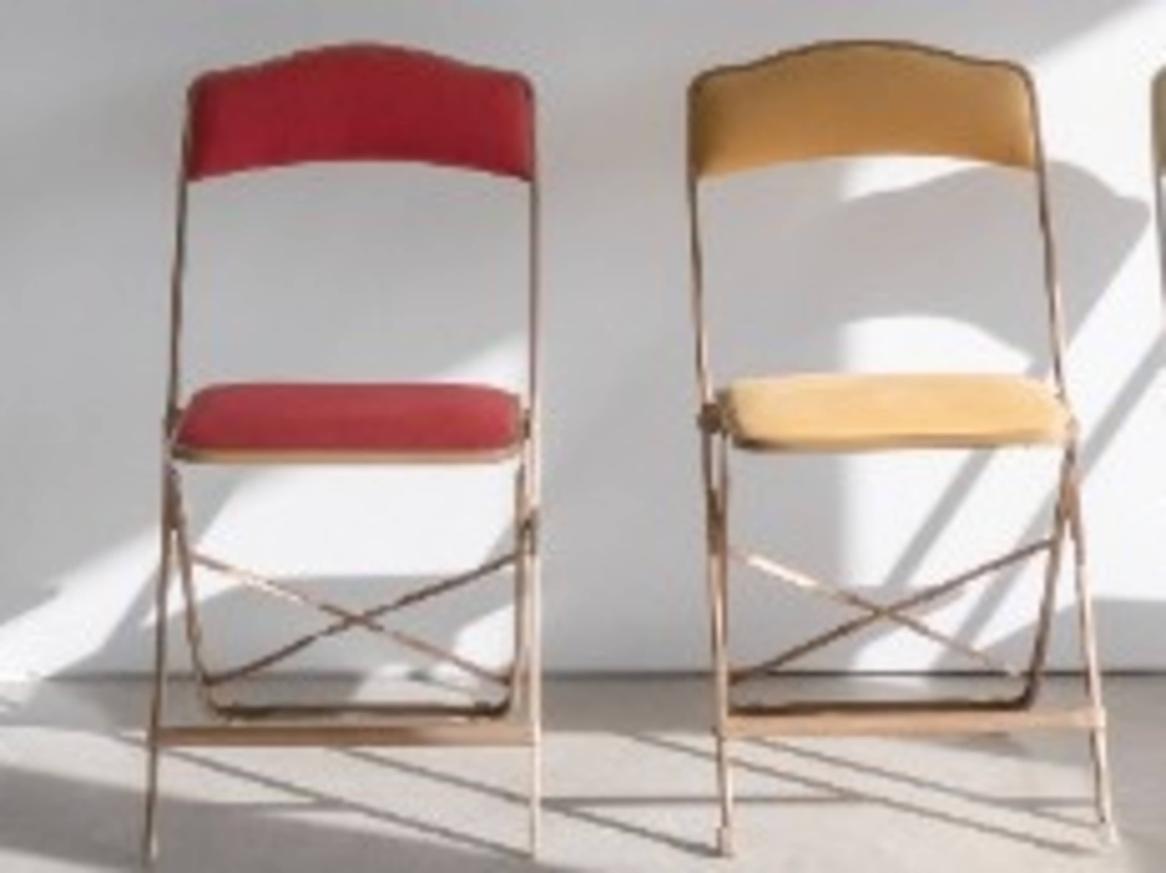 Vintage foldable chair (4 chairs are included)