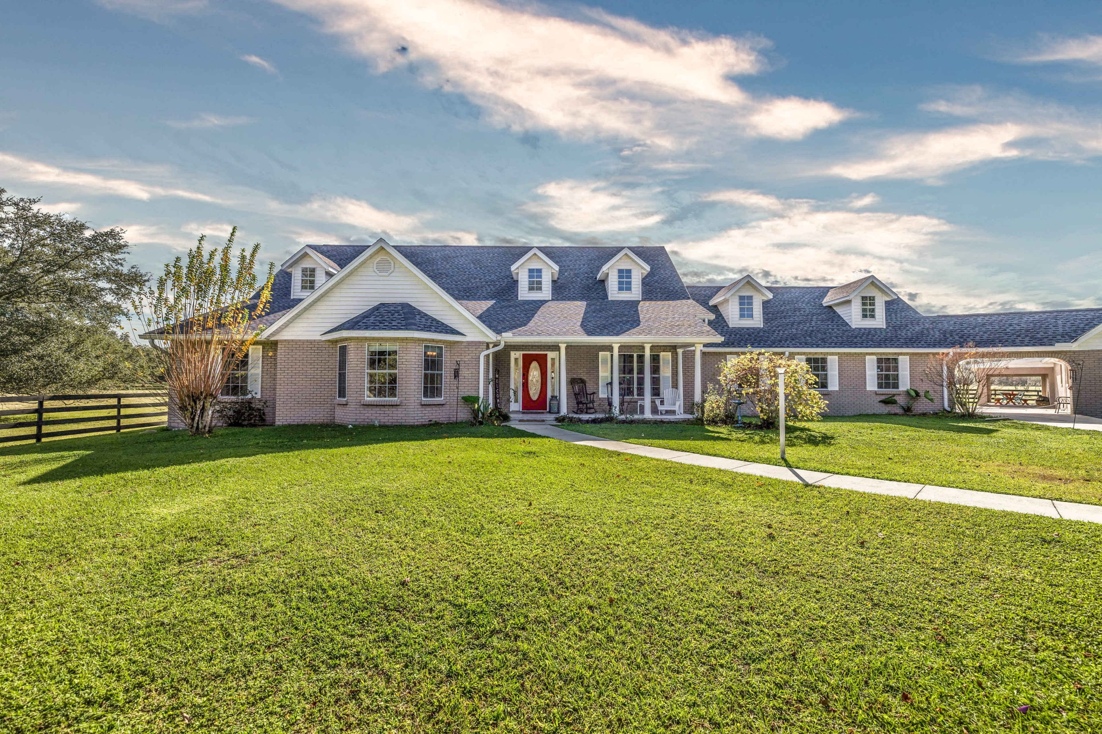 Ranch Home With Beautiful Pastures Image in , Morriston, FL