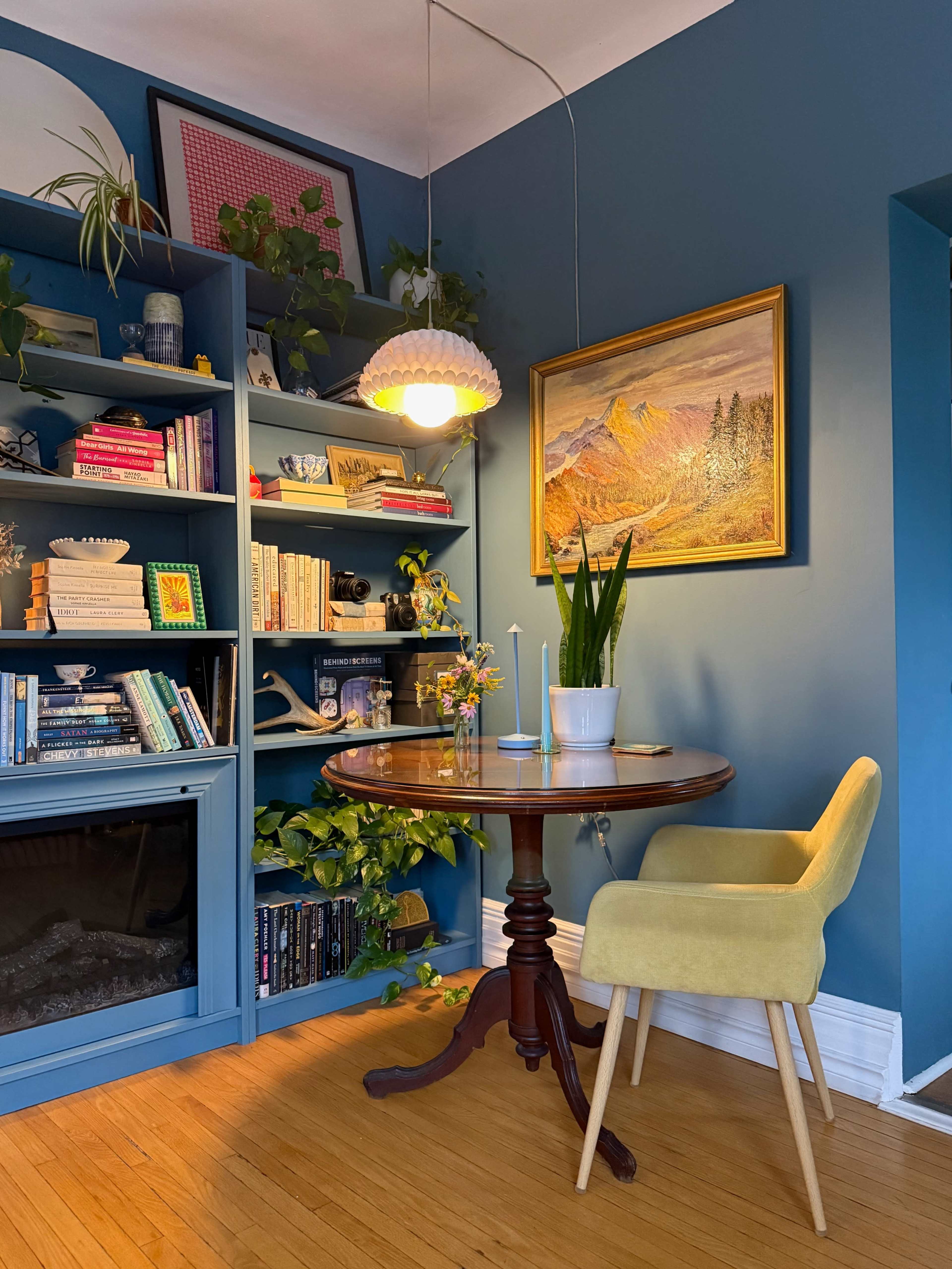 Bohemian Vibe Apartment Image in Dufferin Grove, Toronto, ON