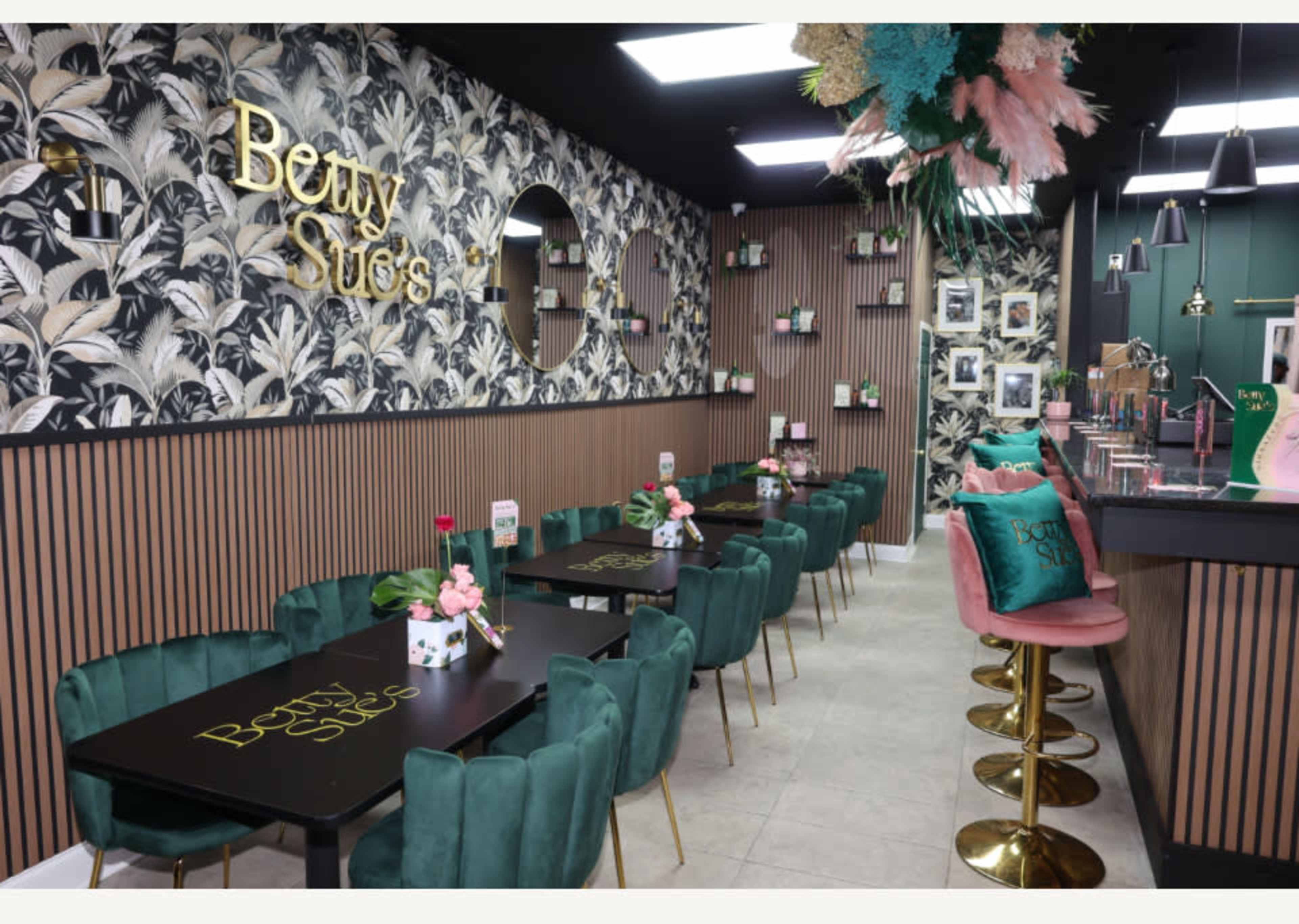 Urban Eden: A Cozy Downtown Restaurant Space for Lease Image in Downtown Atlanta, Atlanta, GA