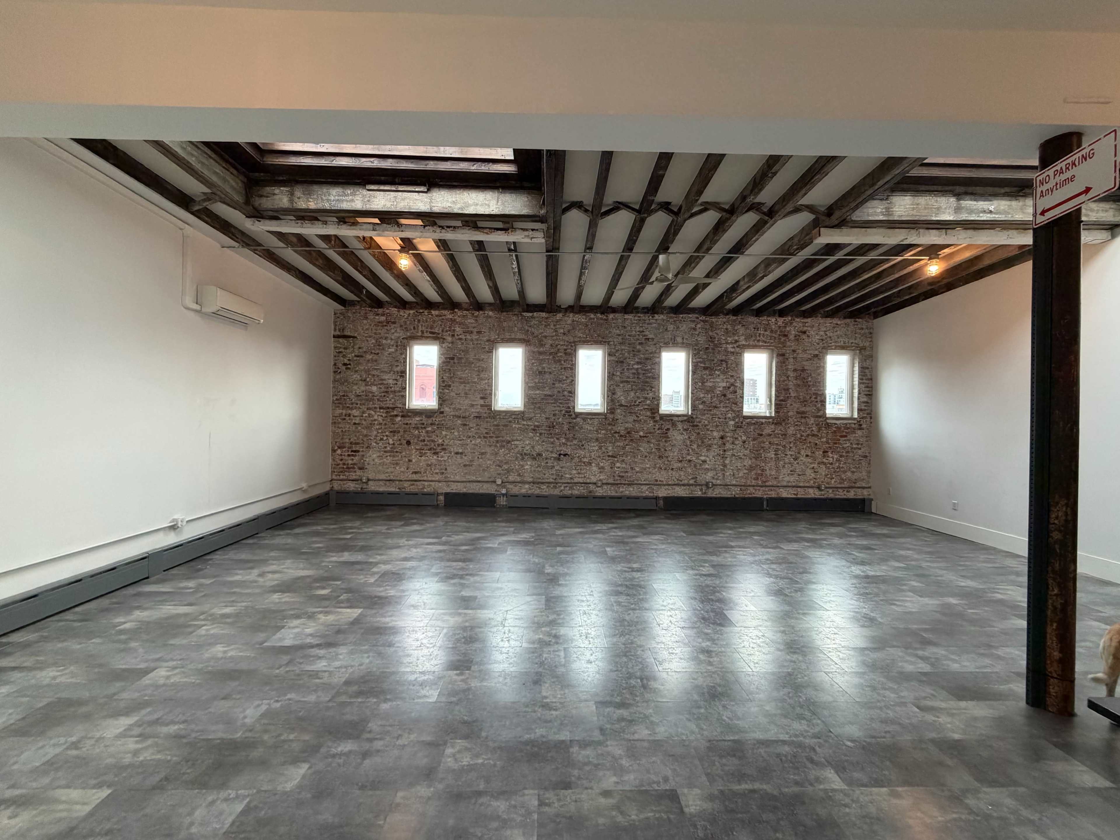 Sunlit Warehouse Loft | Quiet, Production-Friendly Photo & Film Space Image in Gowanus, Brooklyn, NY