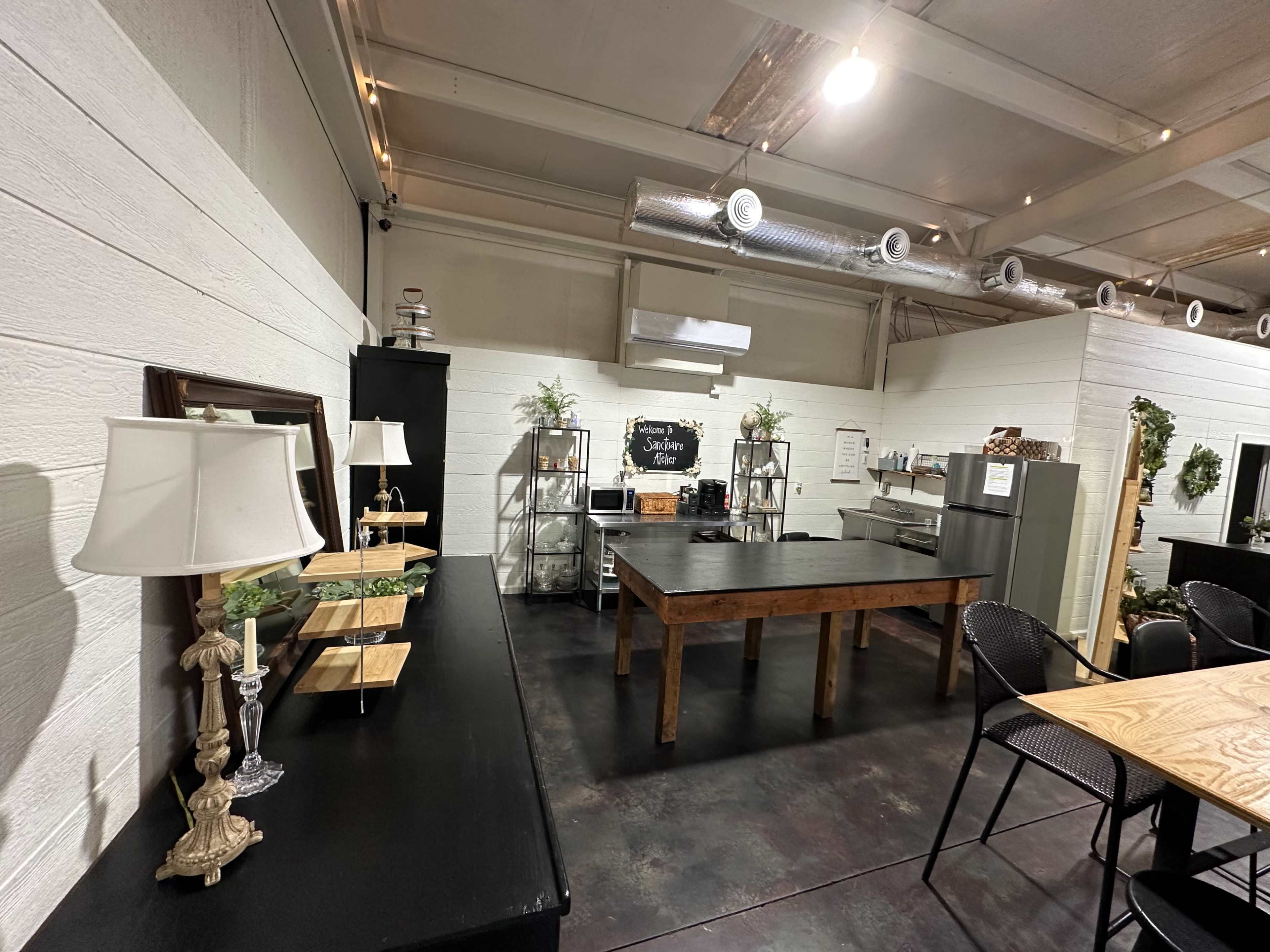 Private Studio Warehouse Surrounded by Woods and Fields Image in , Williamson, GA