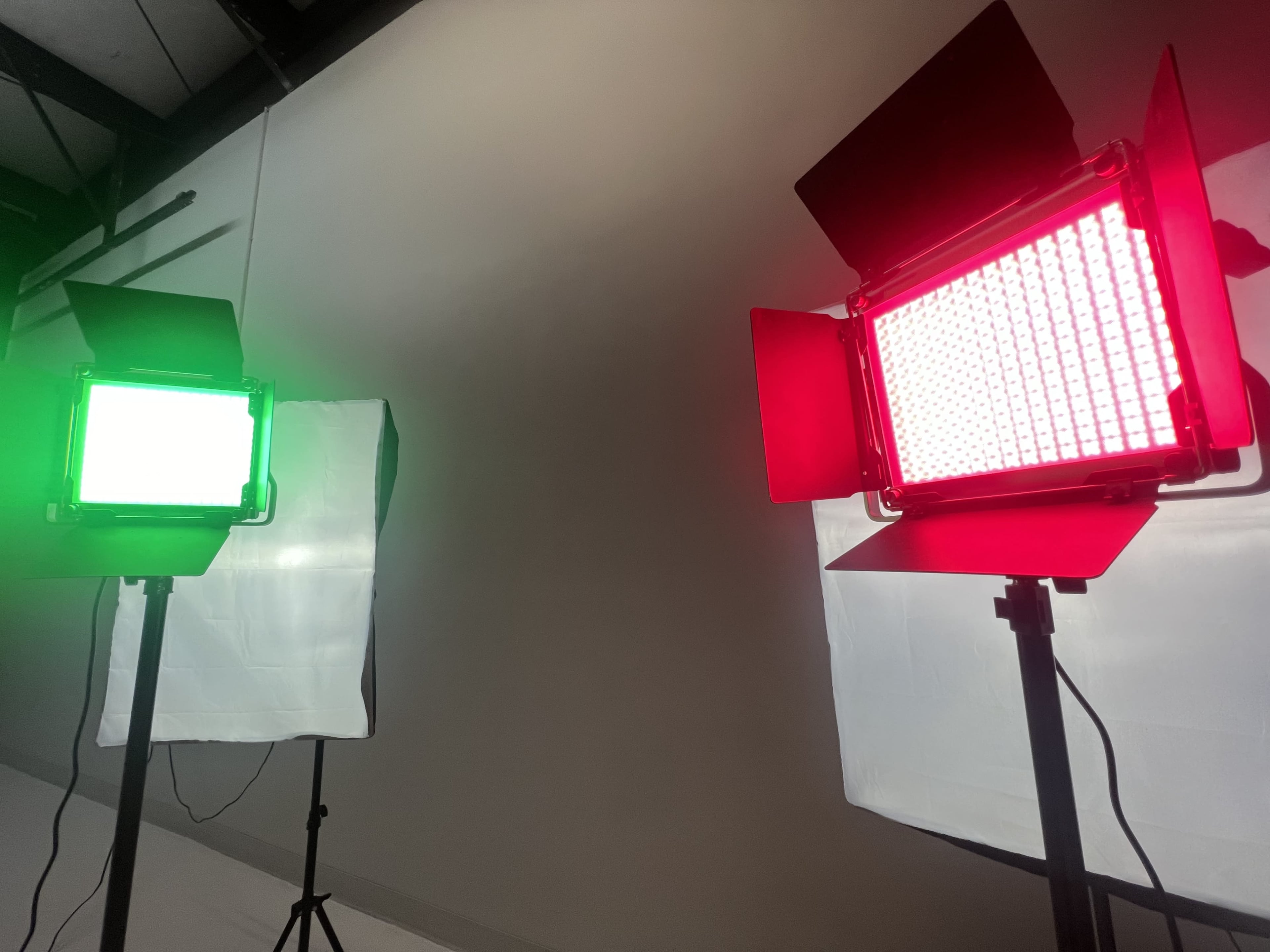 Photo/ Video Studio With big White Wall & Black Wall Image in , ATLANTA, GA