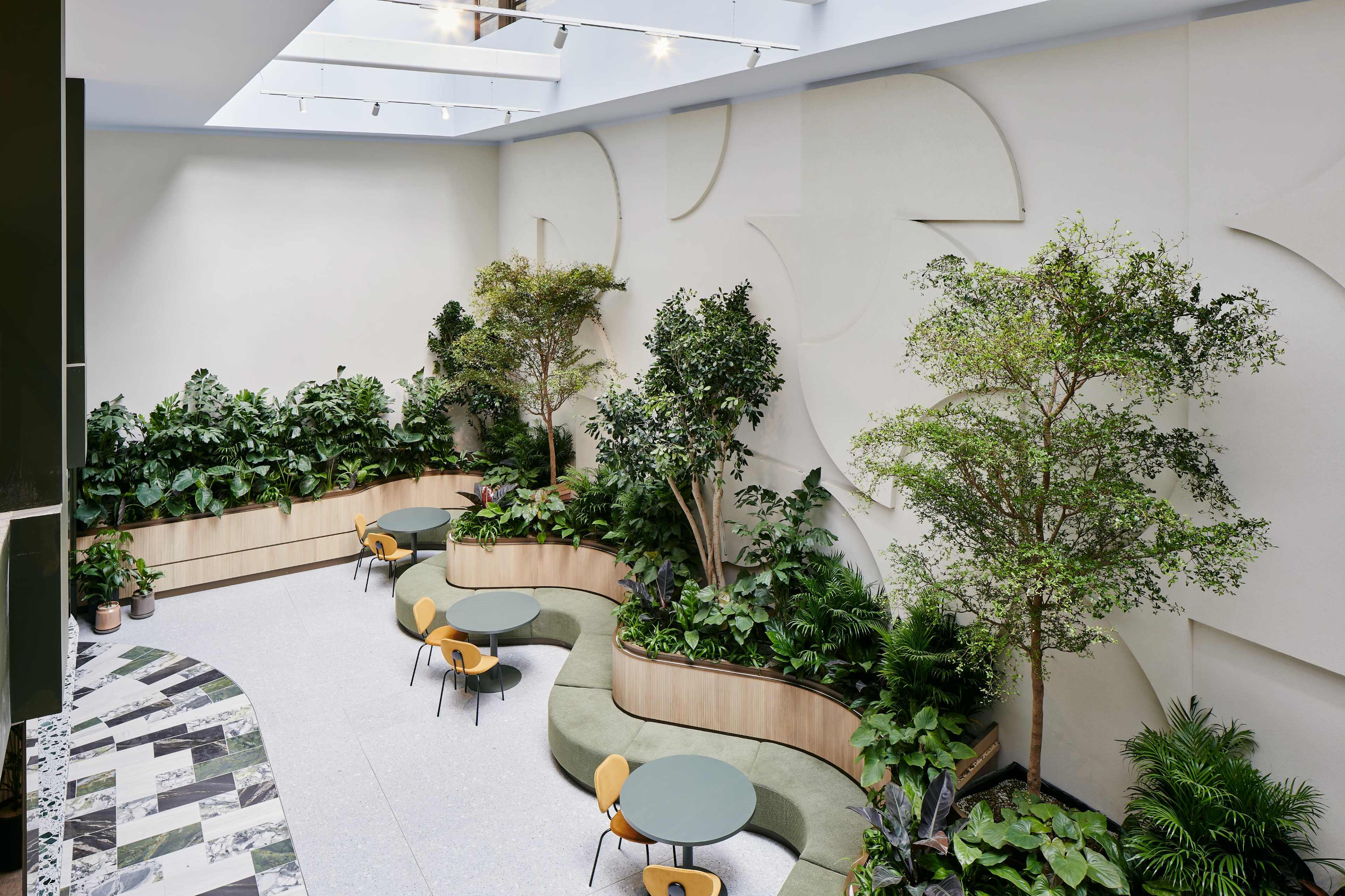 Modern Boardroom Space Image in Holborn, London, ENG