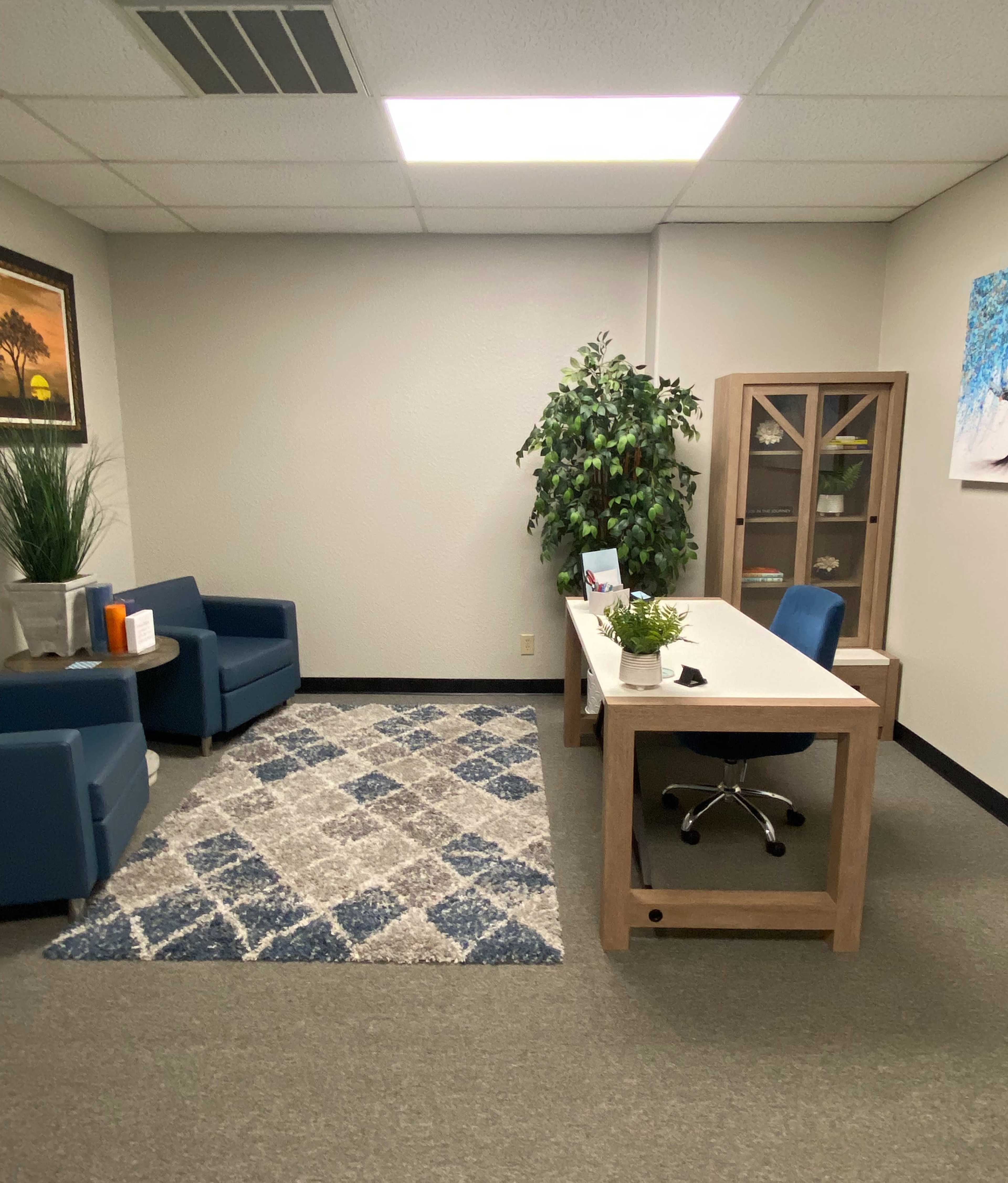 Chandler-Tempe-Ahwatukee-Phoenix: private office Image in Chandler, Chandler, AZ