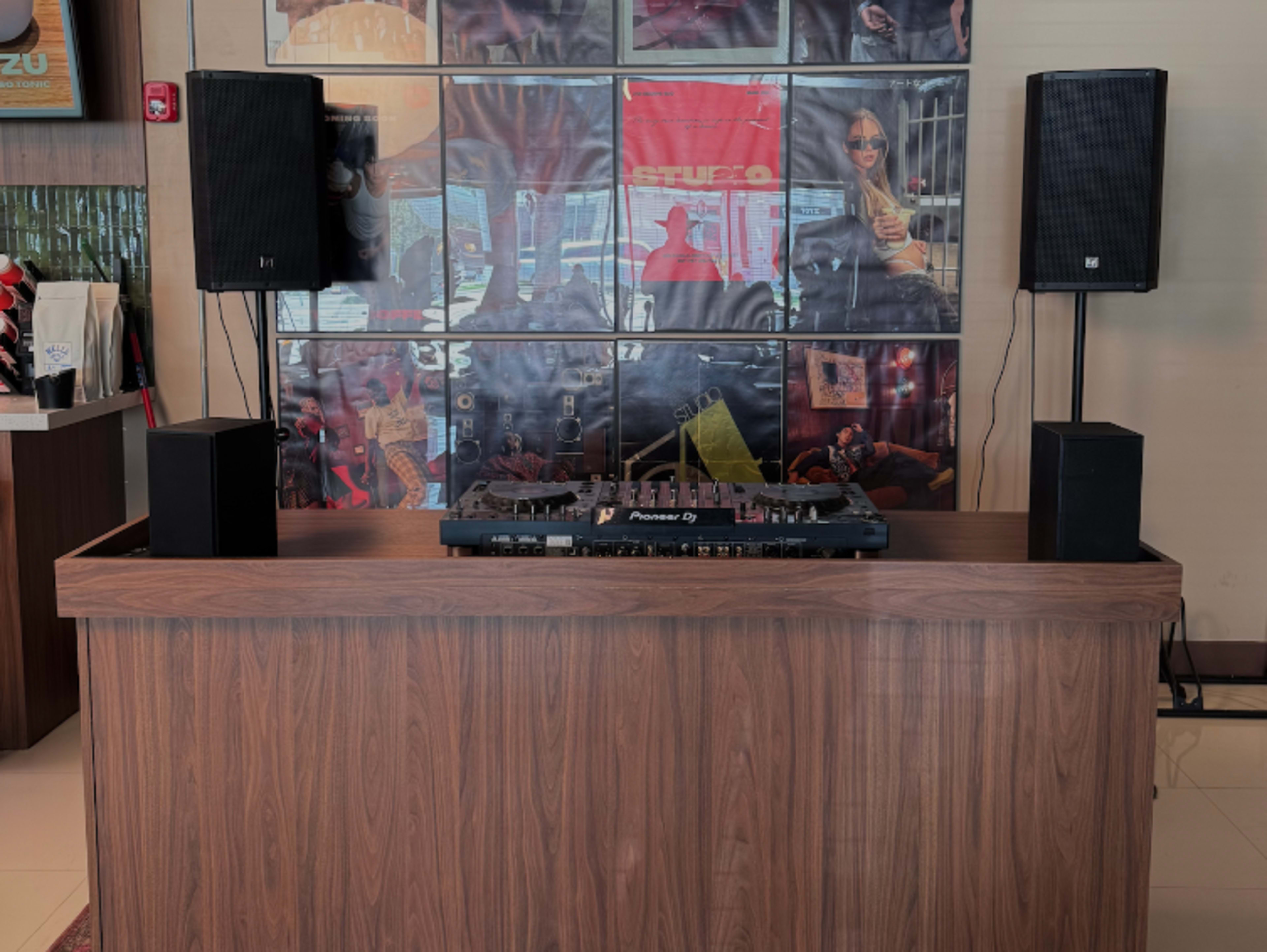 Dj Equipment & Sound System 