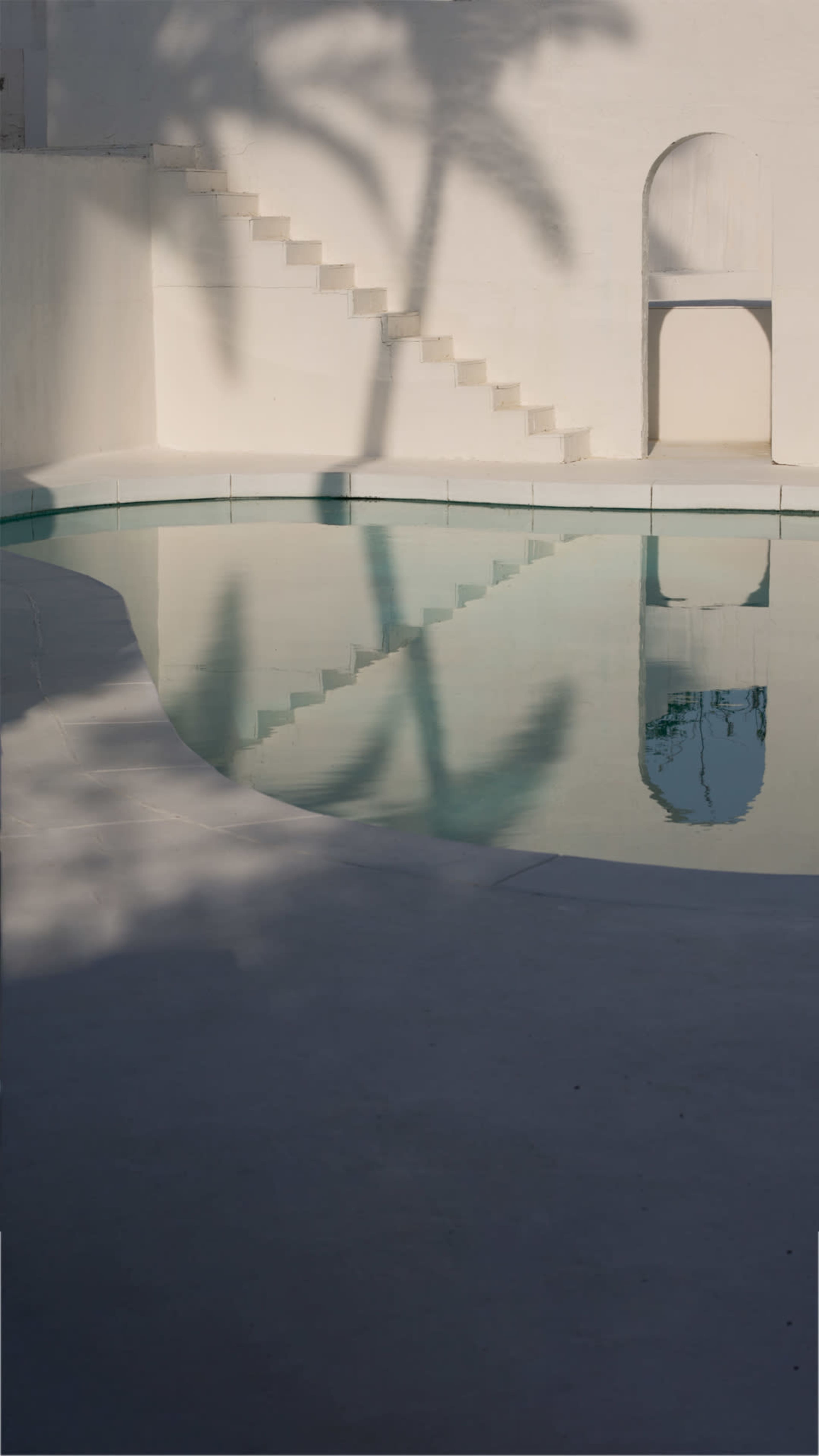 The Caster House: Luxury Santorini meets minimal Tulum w/ Pool, Arches & Abundant Light Image in Tarzana, Tarzana, CA