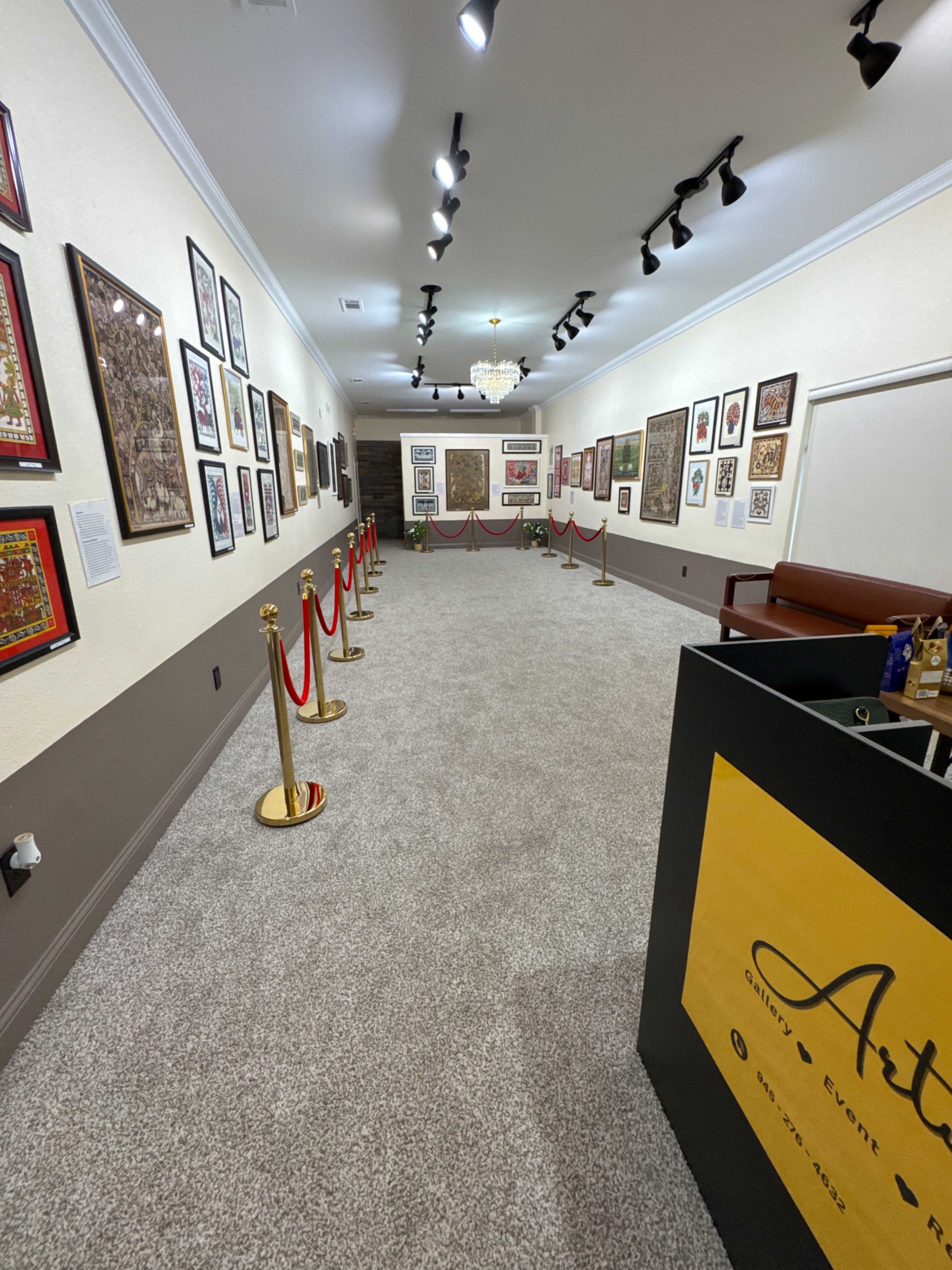 Downtown Art gallery Image in Main Street, Frisco, TX