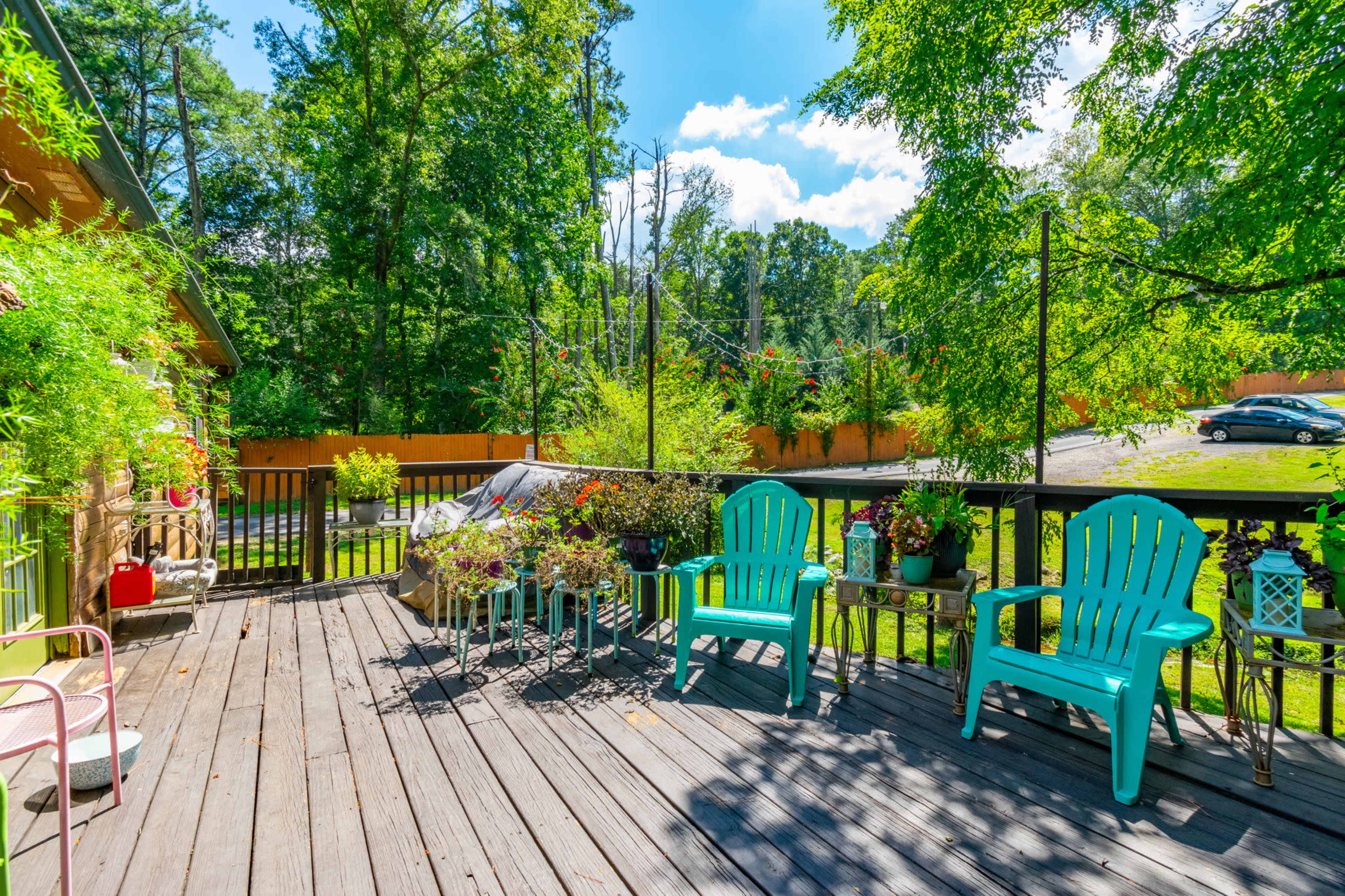 Cozy Log Cabin with Equestrian Ranch With Horses Image in , Ellenwood, GA
