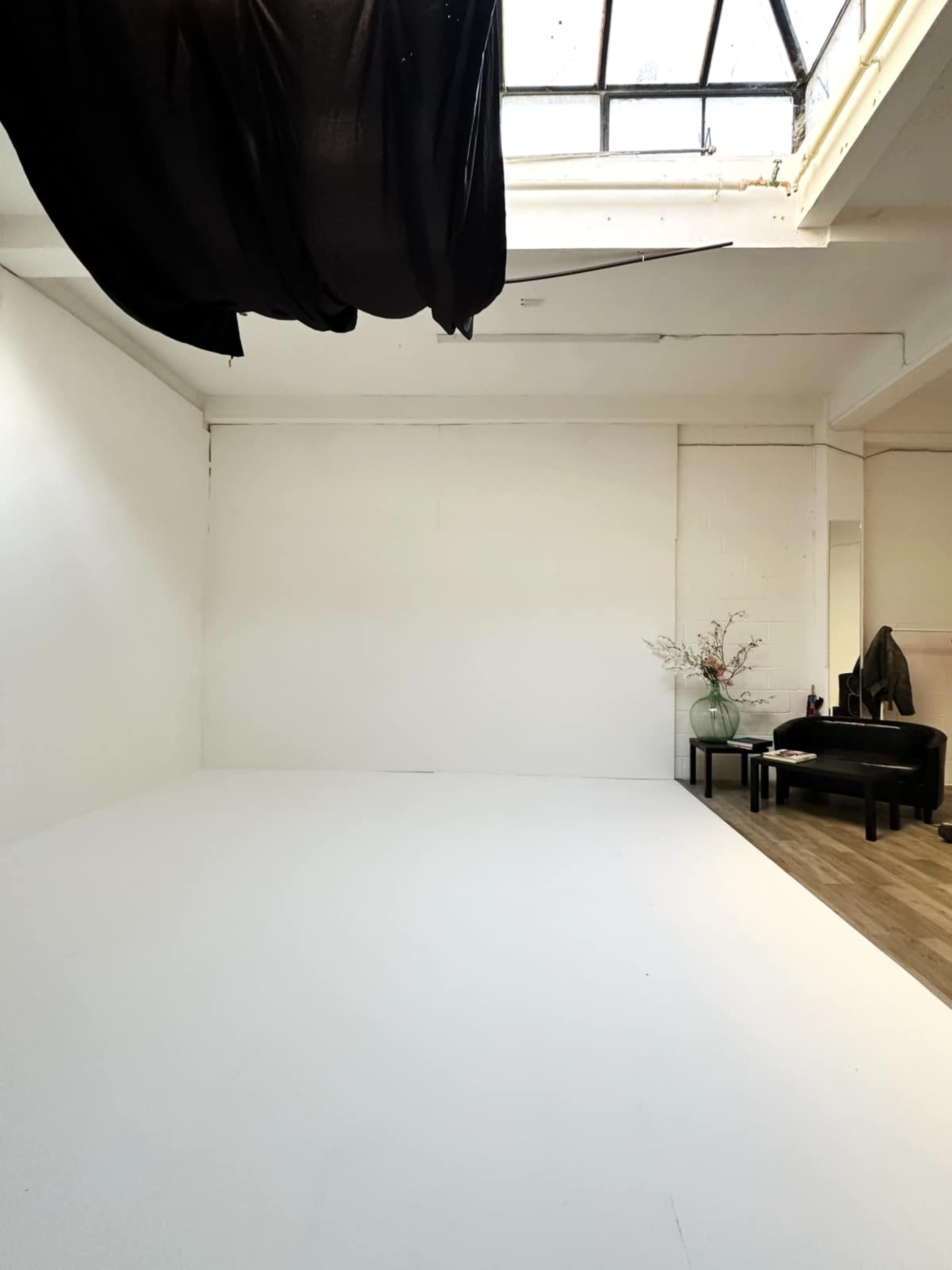 Spacious Natural Light Loft Style Photo Studio Image in Stratford, London, ENG