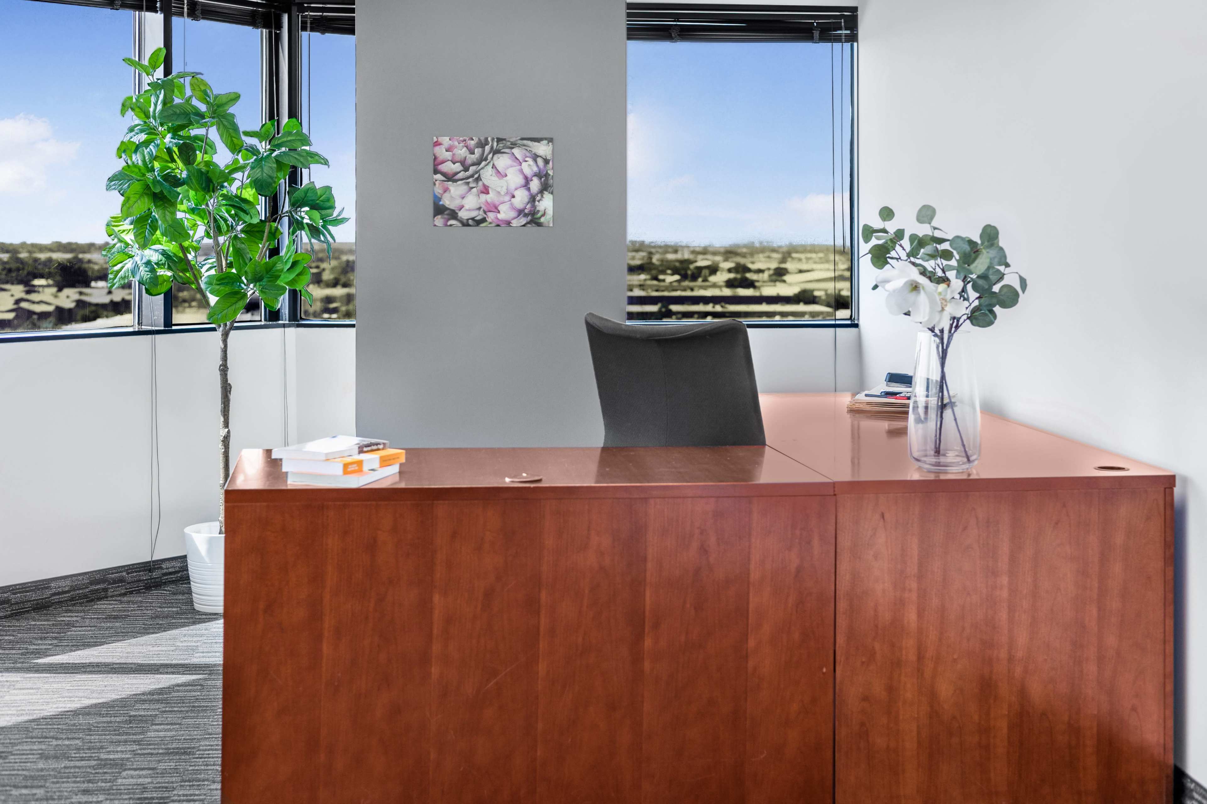 Industrial building Space with Skyline view Image in Farmers Branch, Dallas, TX