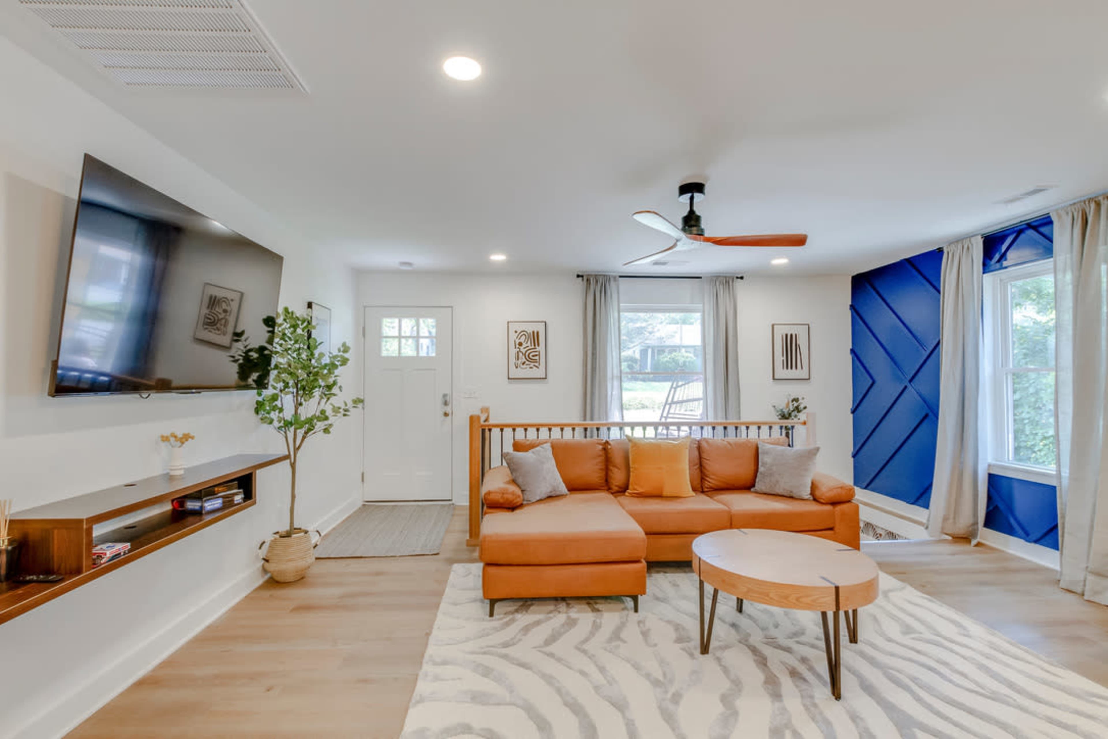 NashOasis: 10 Min to DT, Gameroom, Huge Yard,4 bed Image in South Nashville, Nashville, TN