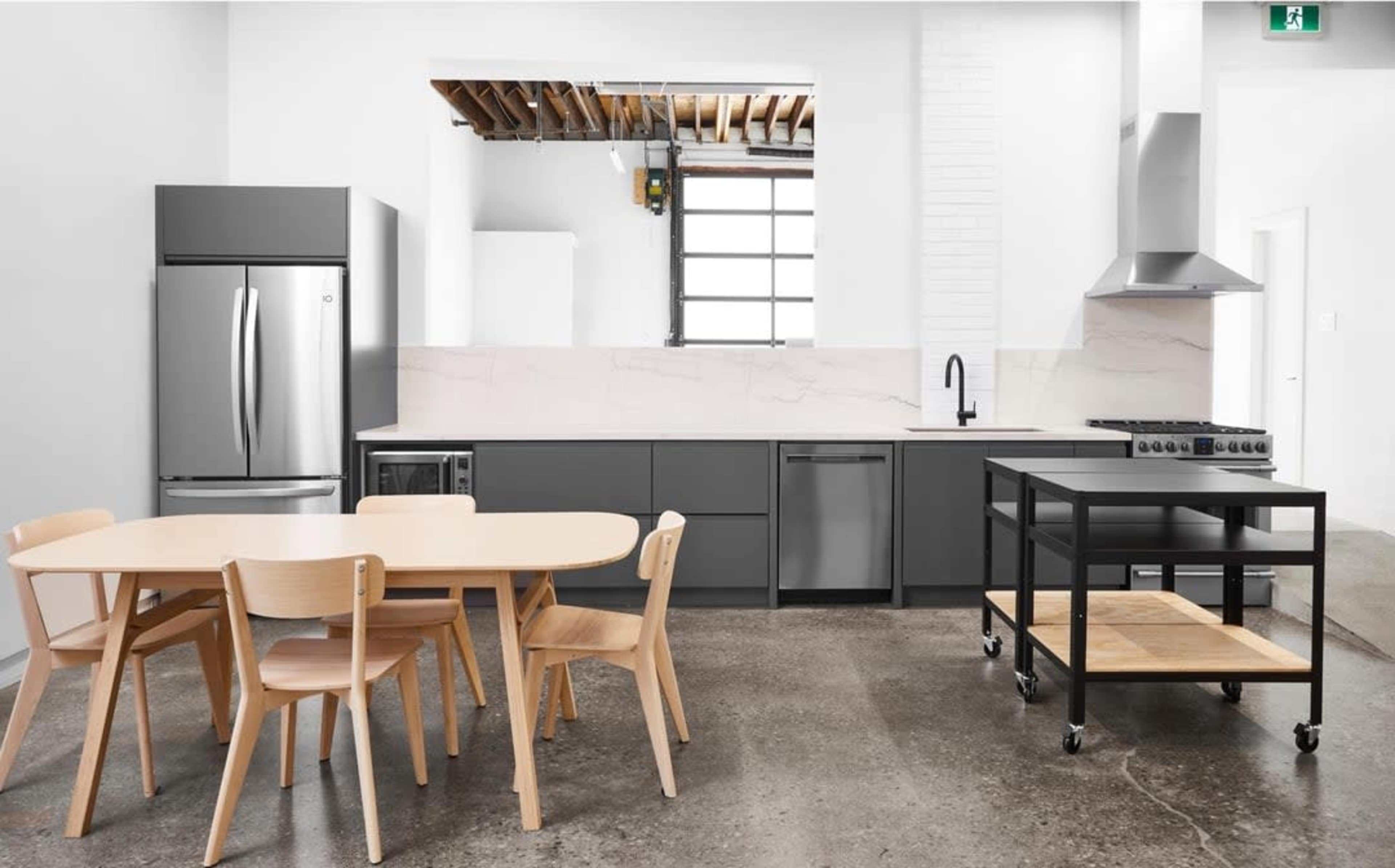 Bright and Modern Photo Studio in Toronto's Junction Neighbourhood Image in Weston-Pelham Park, TORONTO, ON