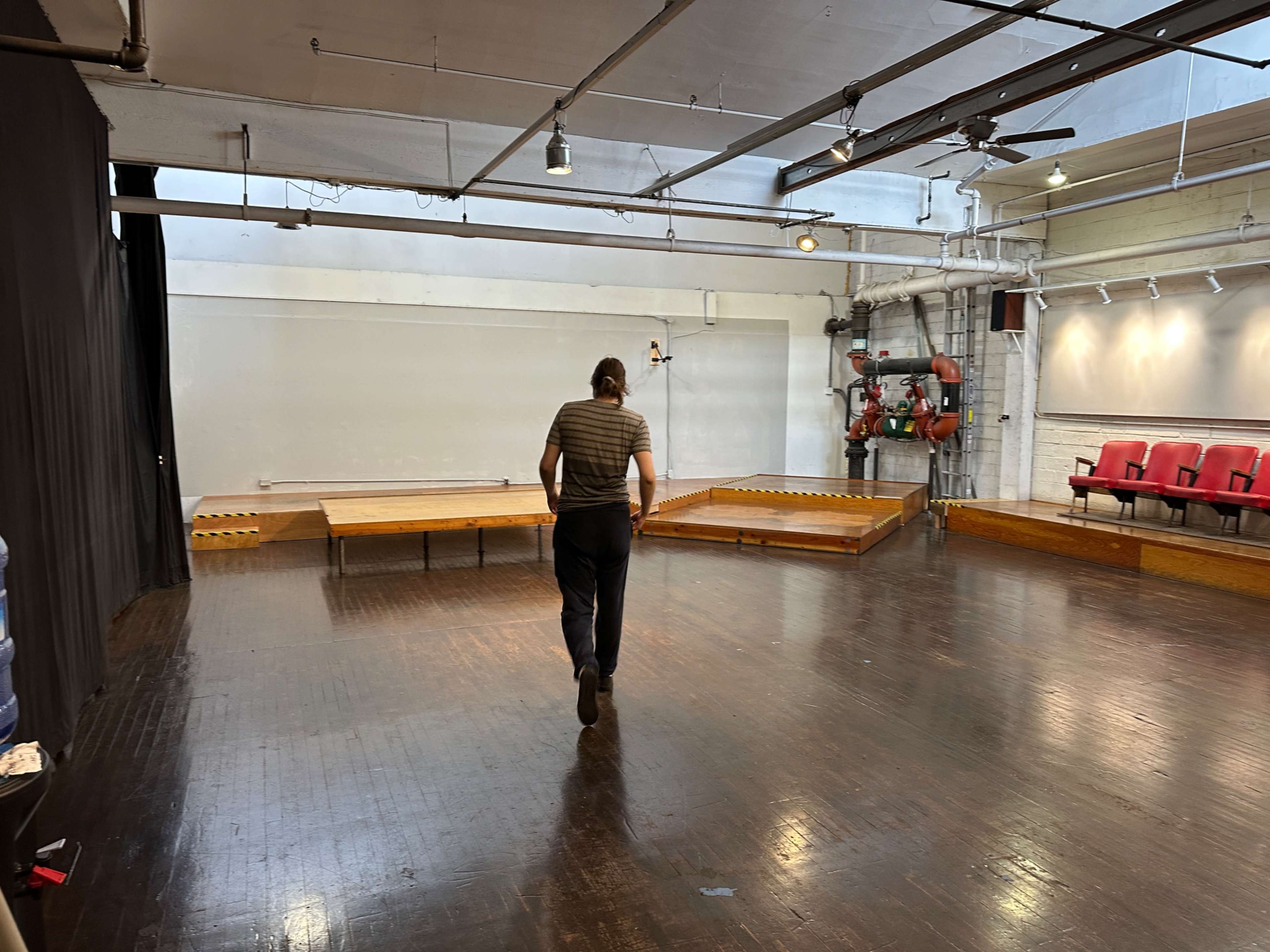 “Spacious Artistic Studio in Inner SE Portland – Free Parking” Image in Northeast Portland, Portland, OR