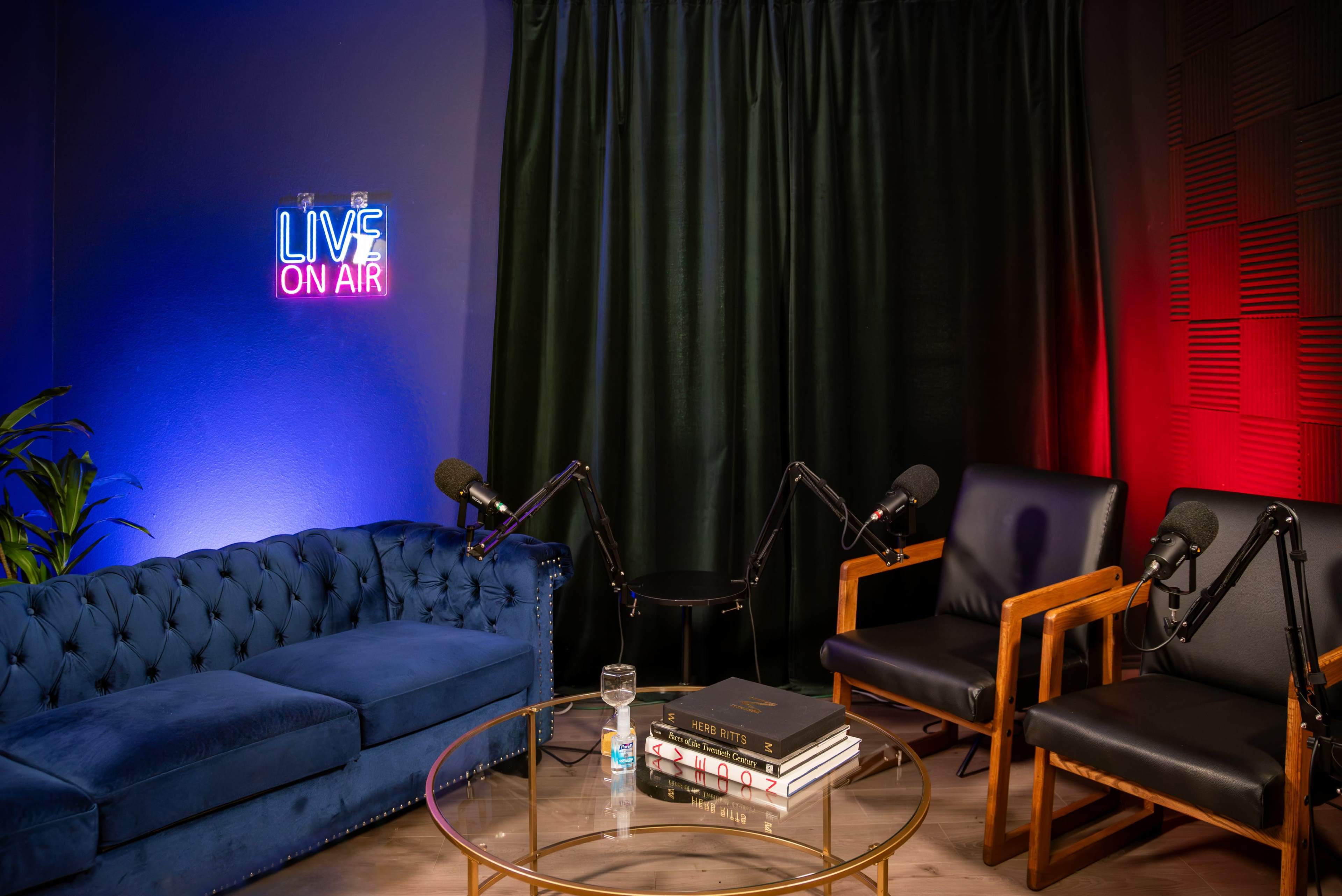 Santa Monica Podcast Studio - Live Streaming and Engineer Ready Image in Pico, Santa Monica, CA