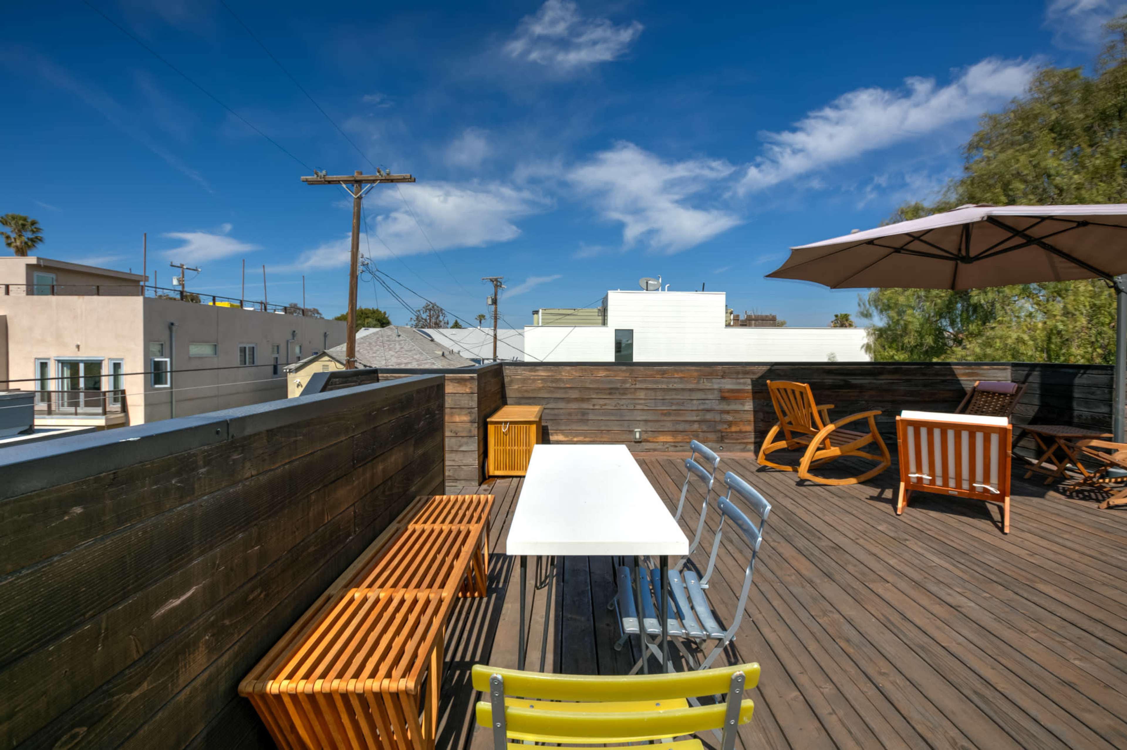 ArtSpace Retreat with Huge Rooftop in Venice Beach Image in Venice, Venice, CA