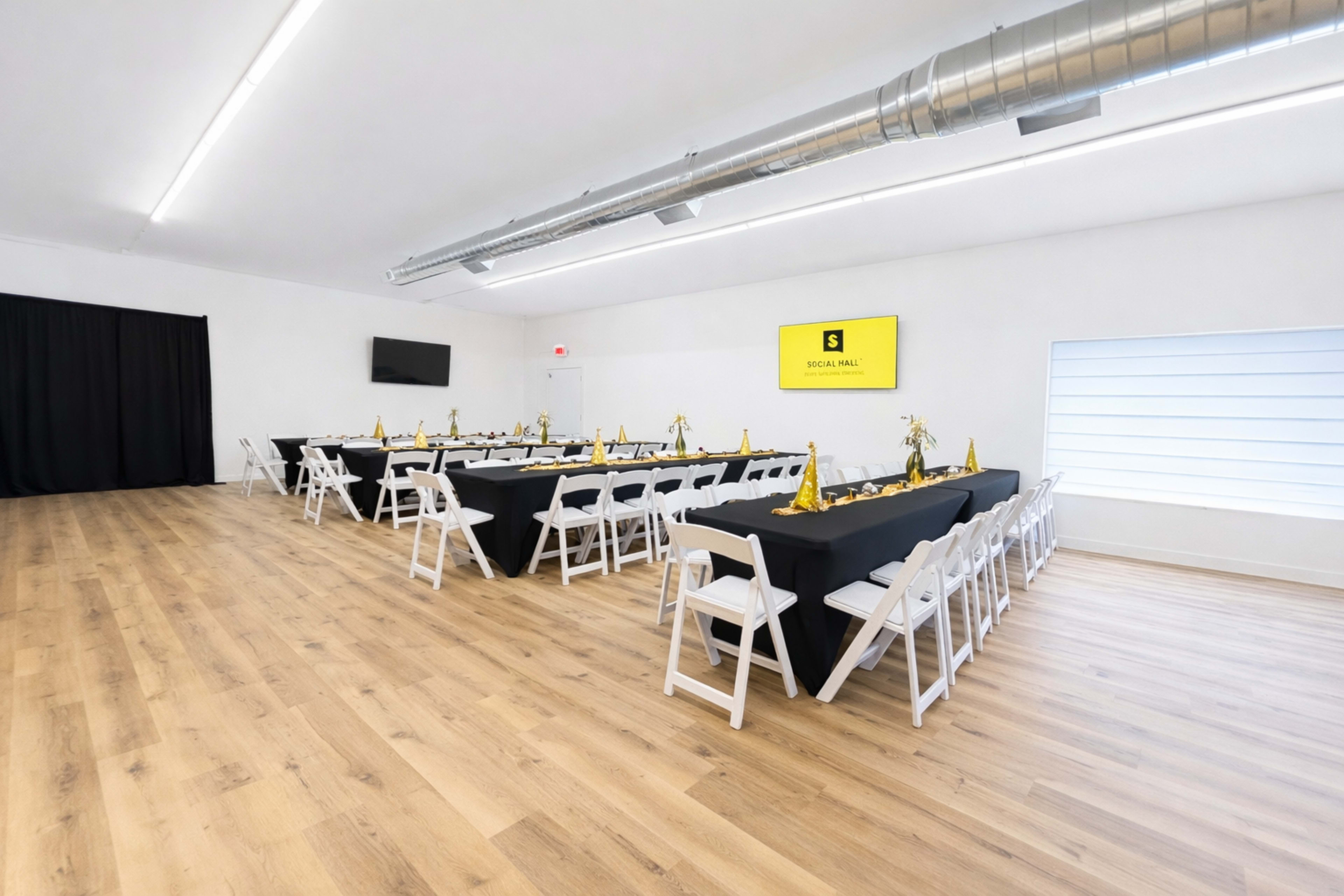 Versatile Event Hall for Celebrations & Meetings Image in St. John Township, Dyer, IN, IN