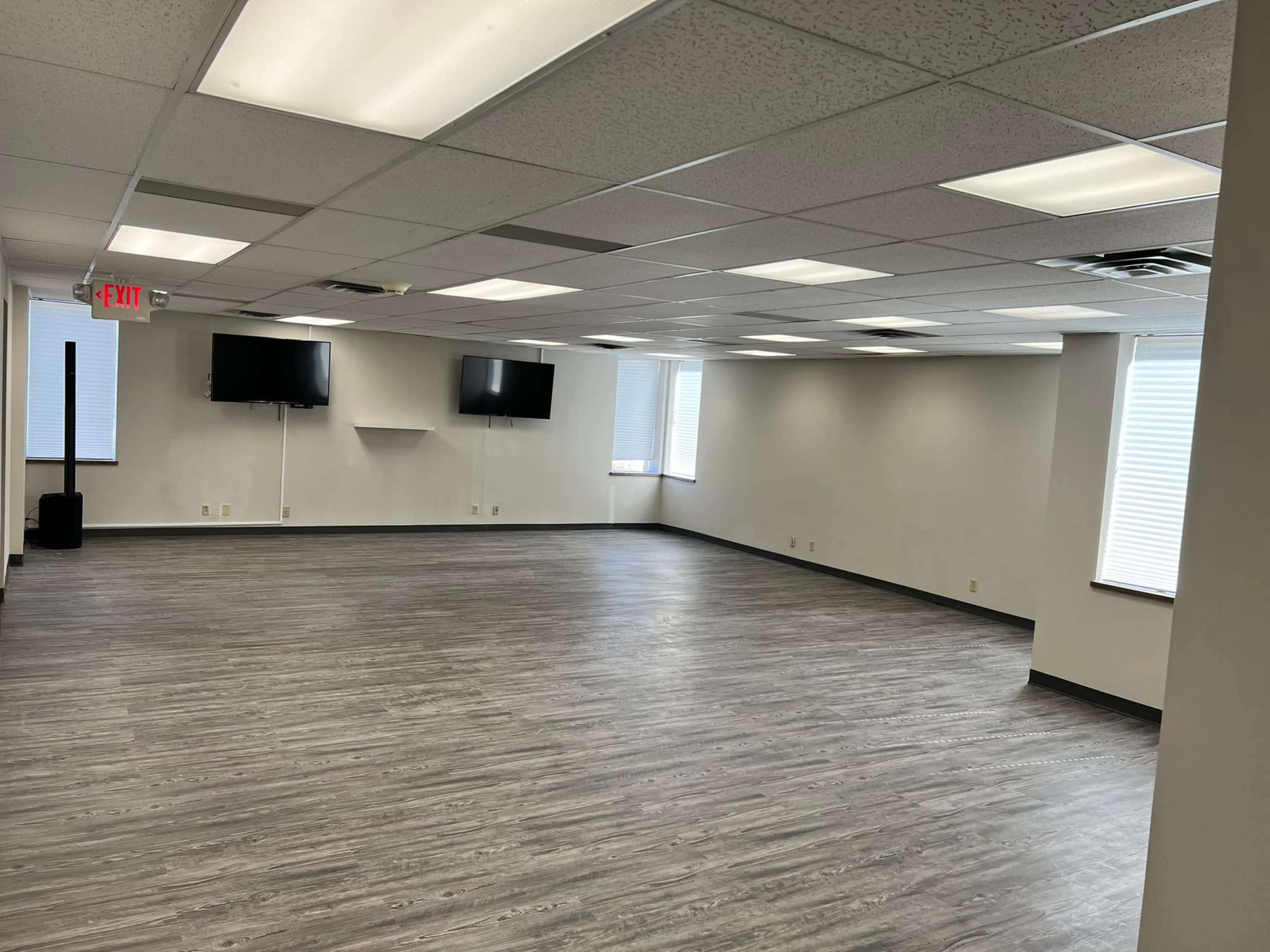 Moderate & Professional Event Space In Edina, MN Image in Golden Triangle, Edina, MN