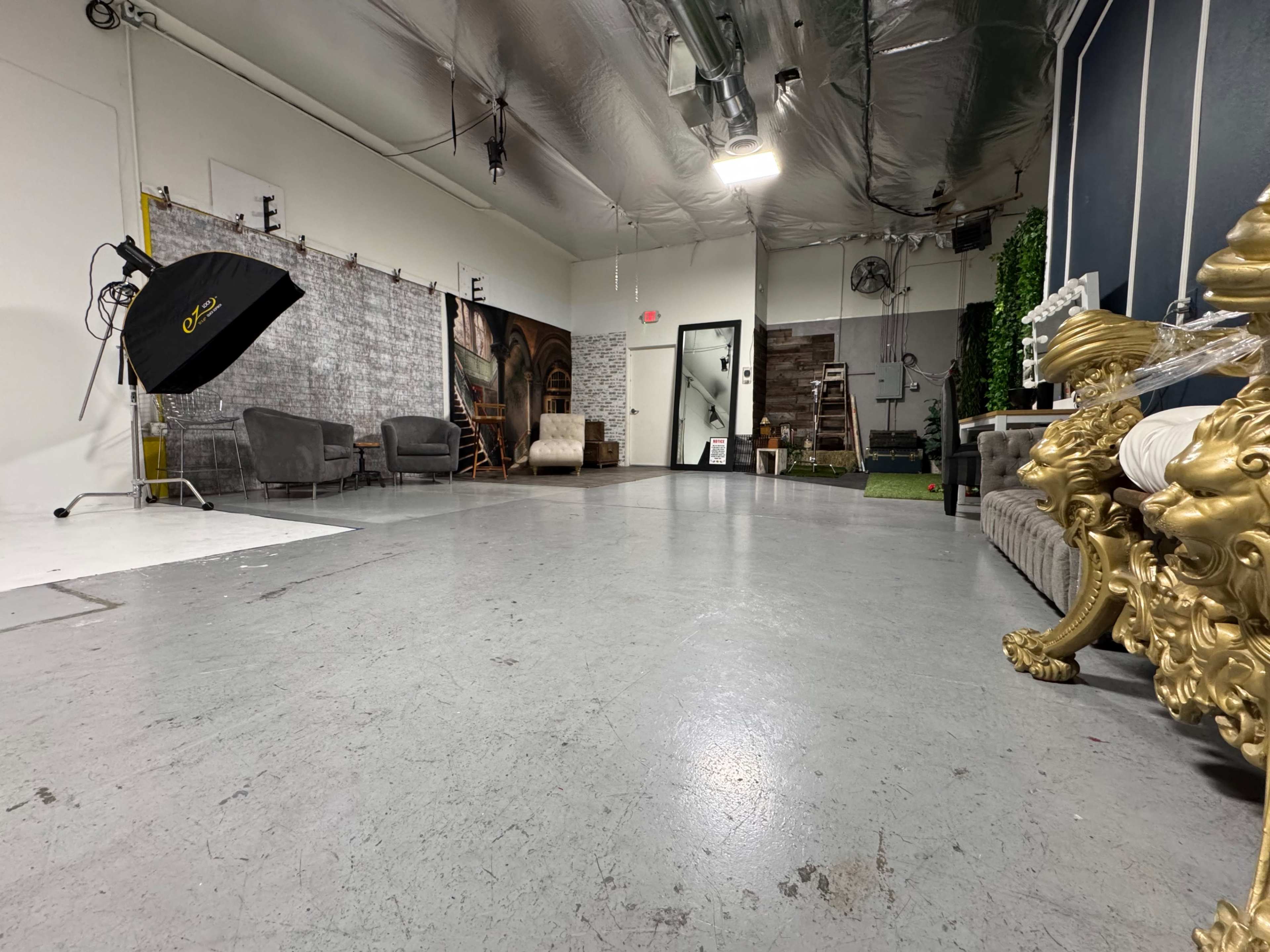 Creative Space LV - Studio A Image in Charleston, Las Vegas, NV
