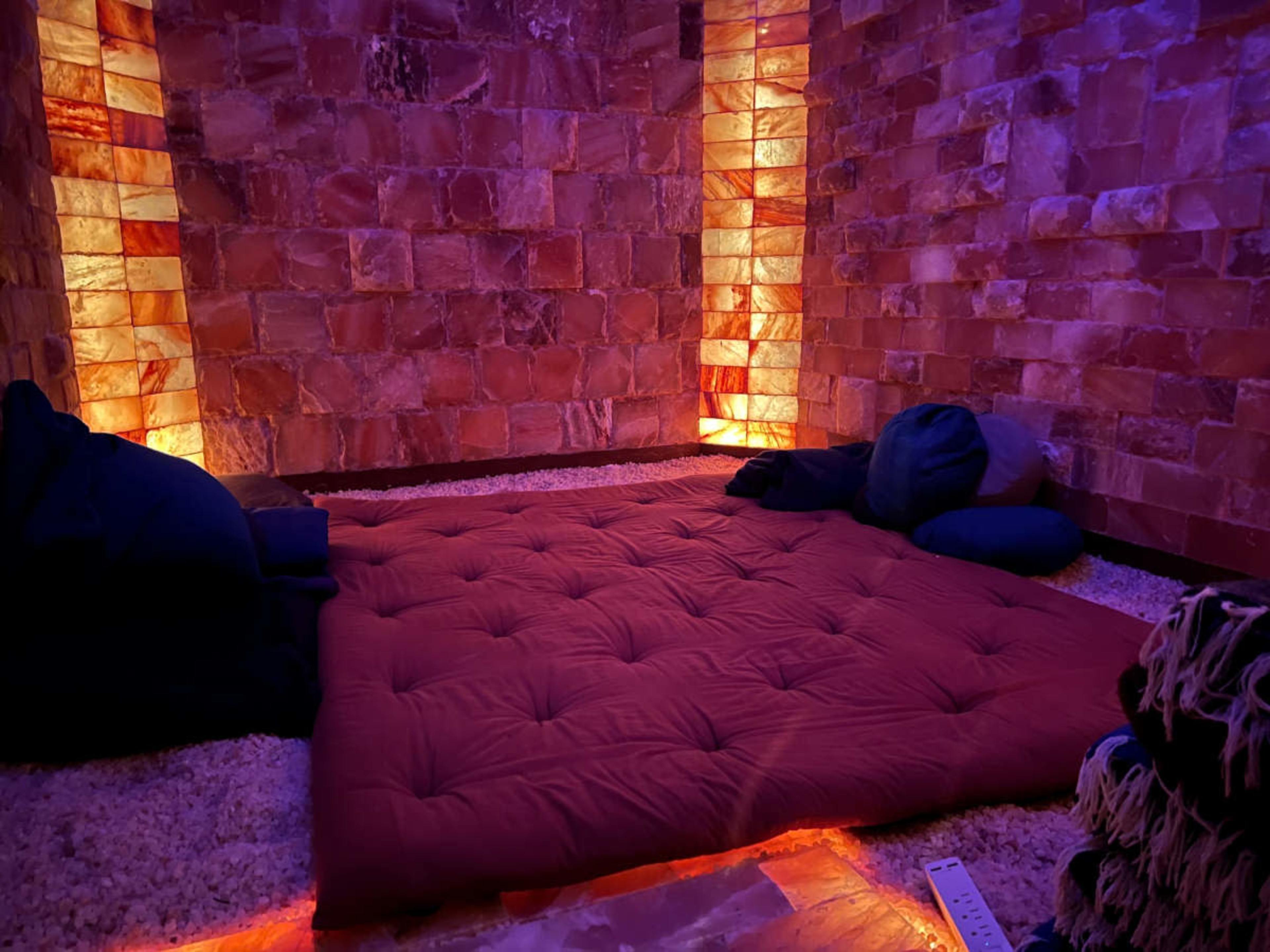 Intimate Salt Cave for Wellness, Meditation & Healing Sessions Image in Midtown Manhattan, New York, NY