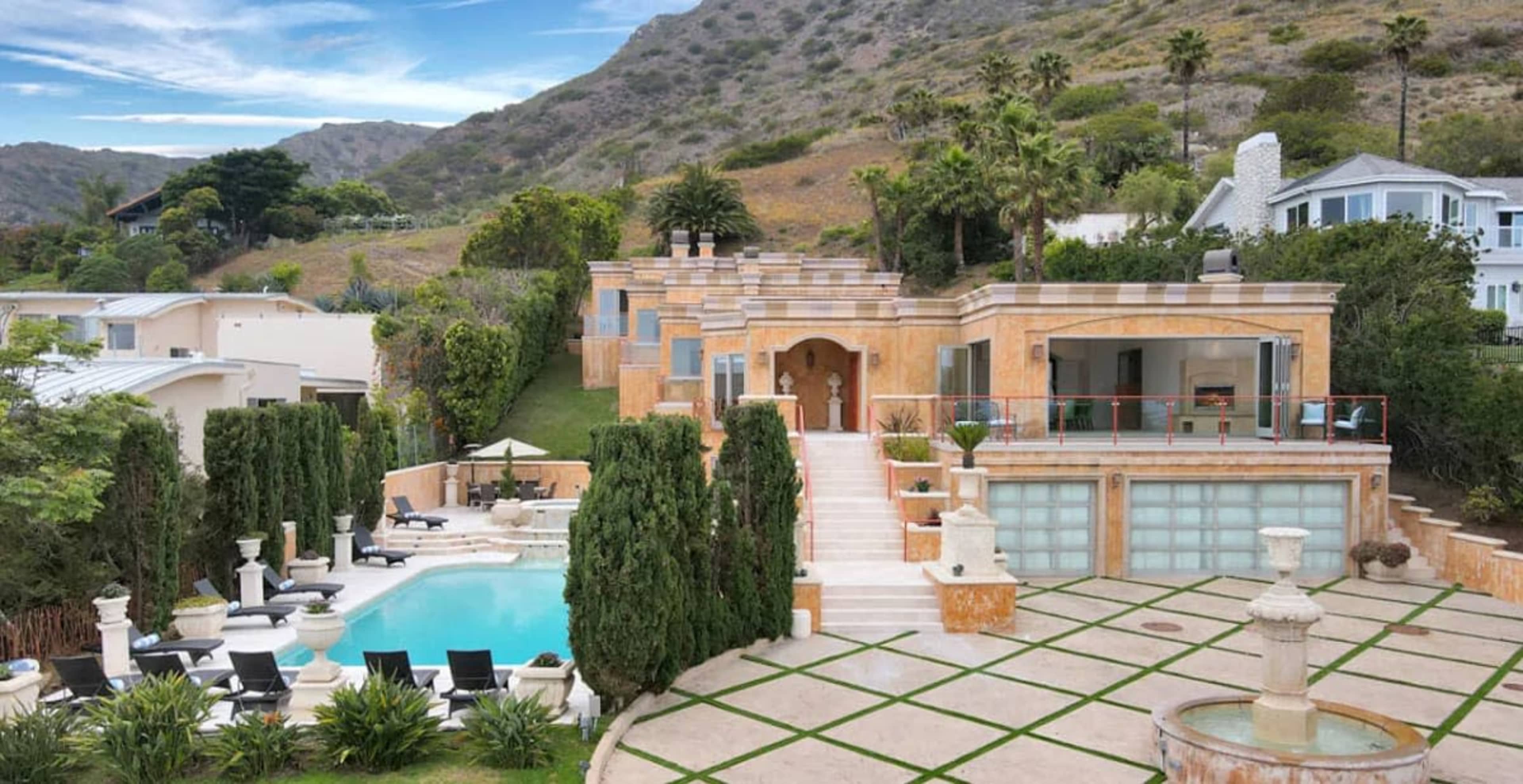 Large Malibu Villa Perfect for Filming Image in Western Malibu, Malibu, CA