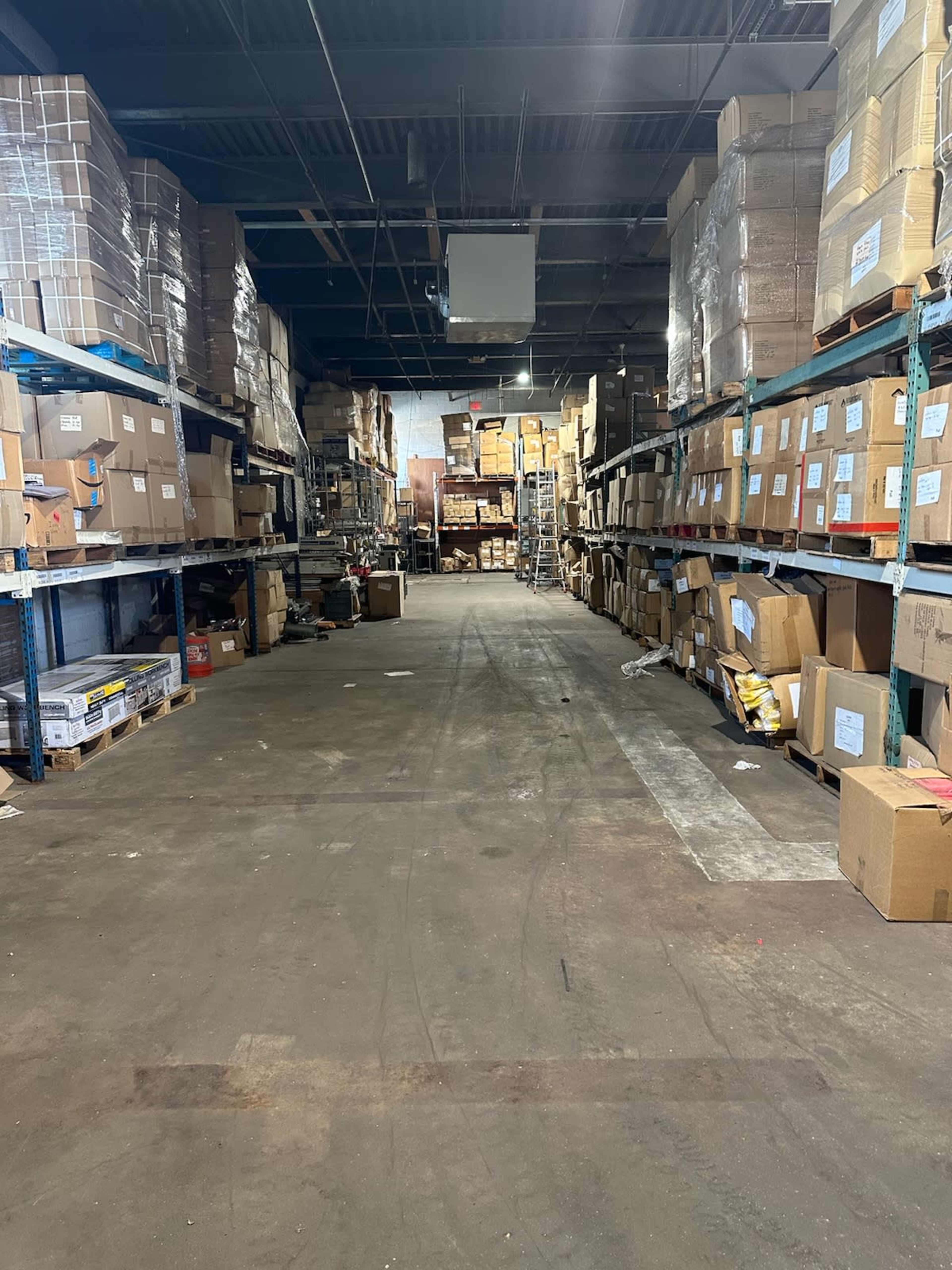 Industrial Warehouse Image in Linden, Linden, NJ