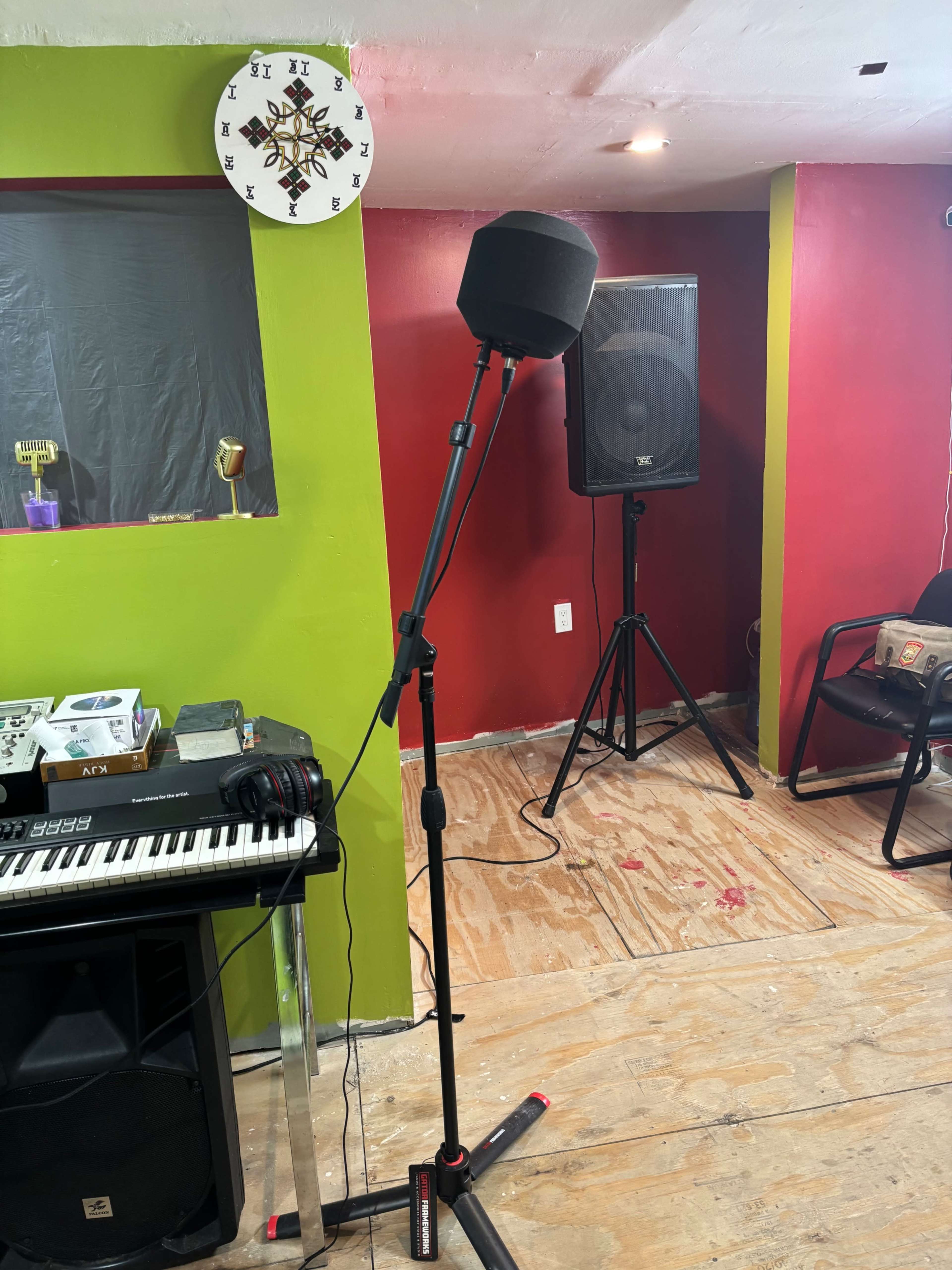 Modern Recording Studio in South Ozone Park with Professional Equipment” Image in South Ozone Park, South Ozone Park, NY