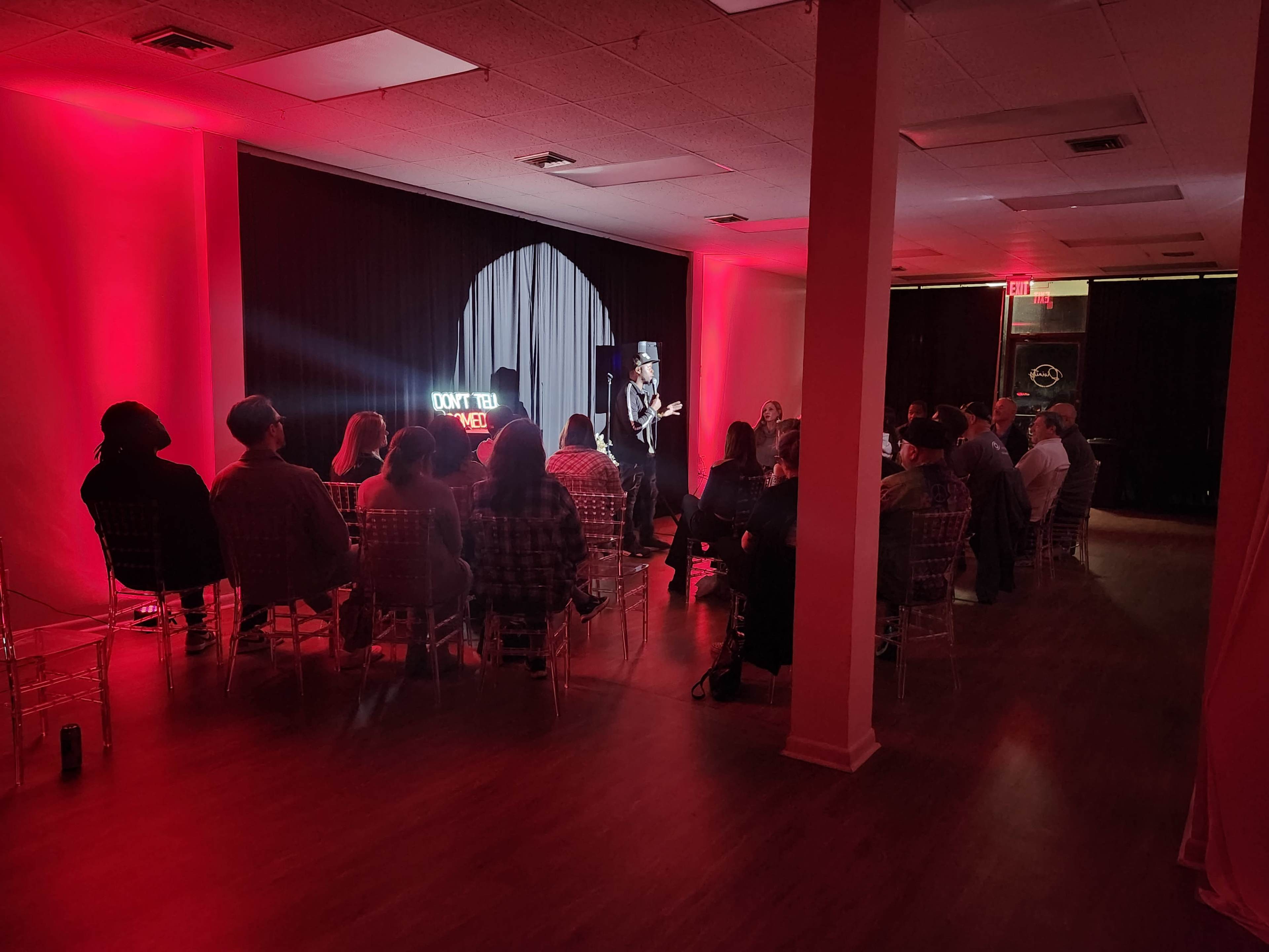 Chic & Versatile Event Space for Parties, Showers, Weddings & More Image in Oakhurst, Savannah, GA